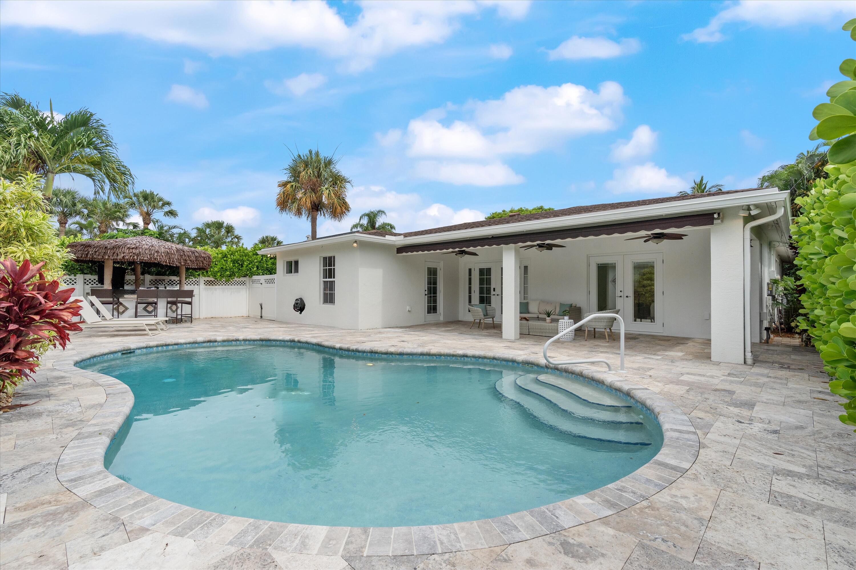 214 Alhambra Place