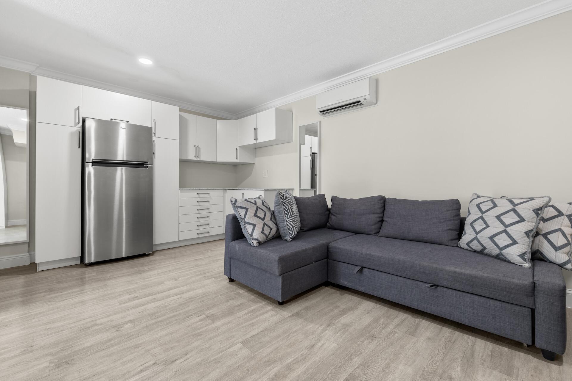 214 Alhambra Place