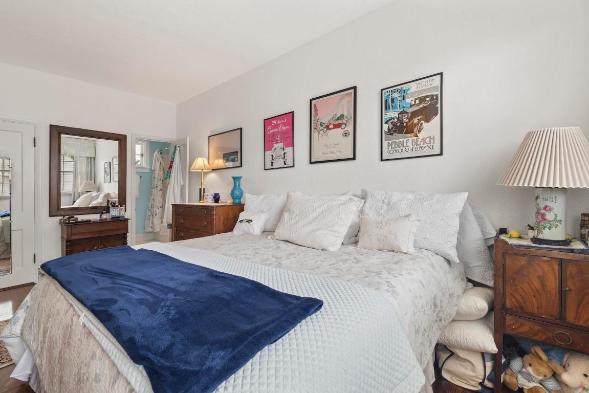 200 N Ocean Boulevard 4