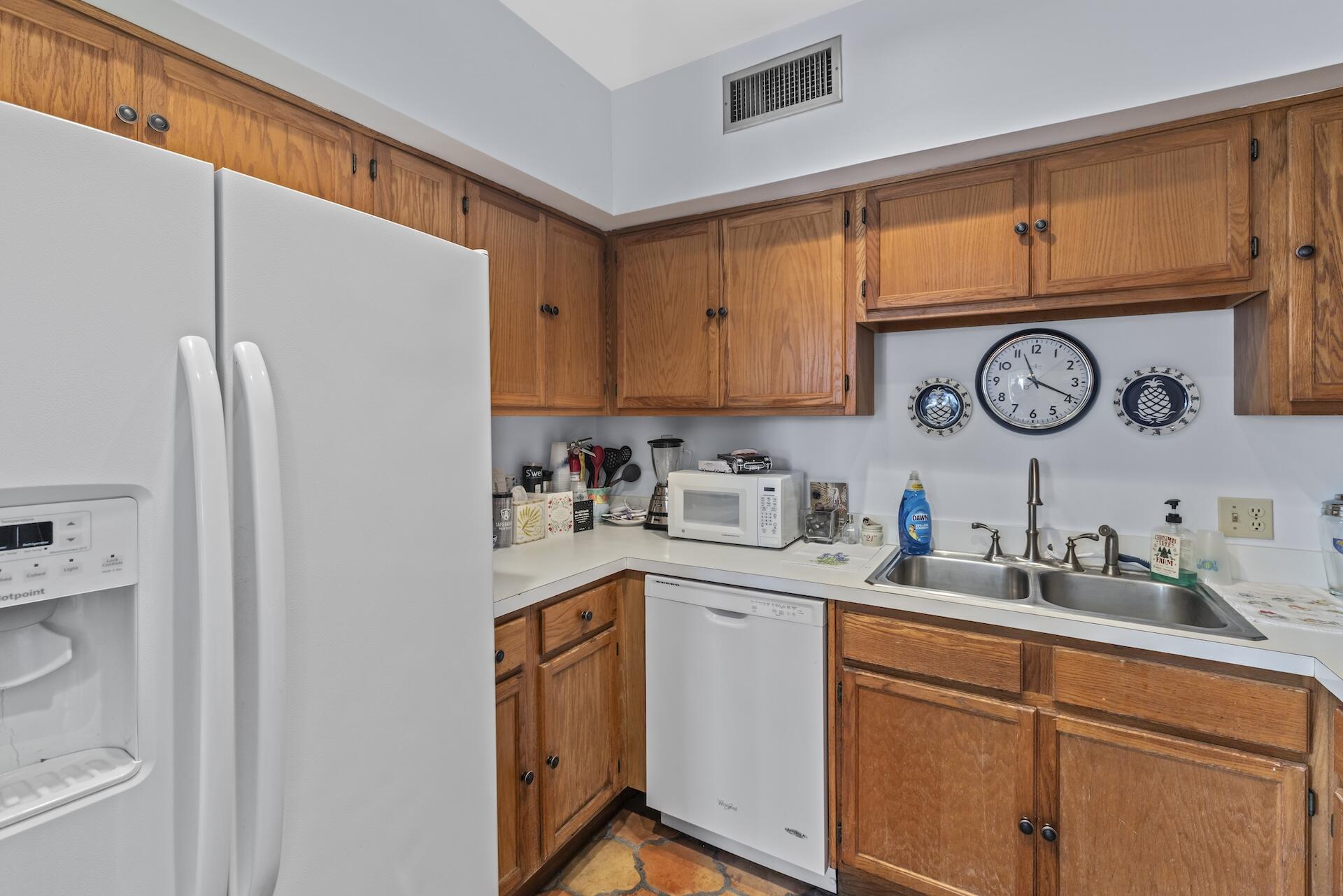 200 N Ocean Boulevard 4