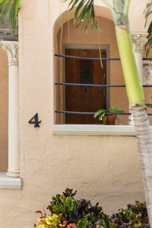 200 N Ocean Boulevard 4