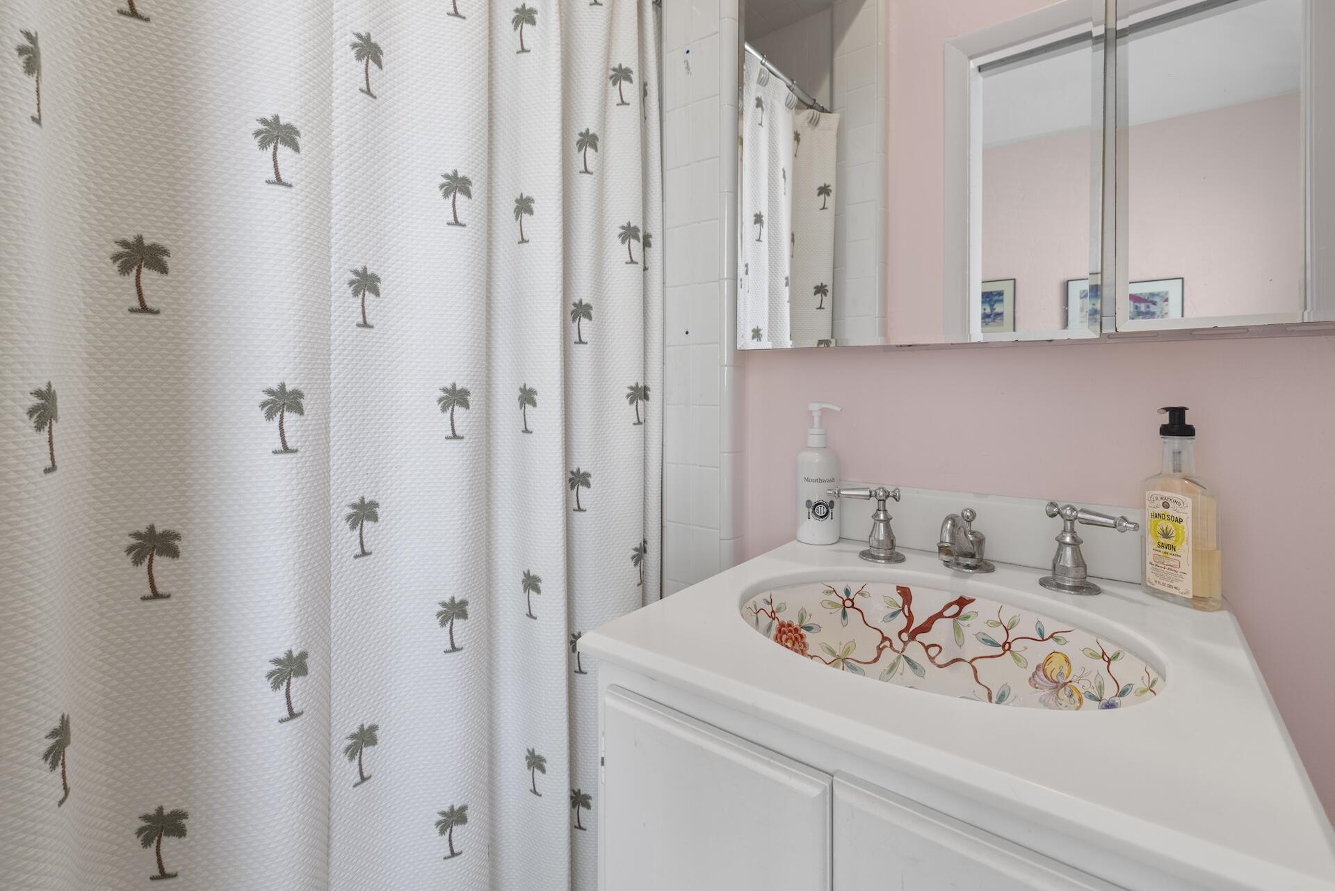 200 N Ocean Boulevard 4