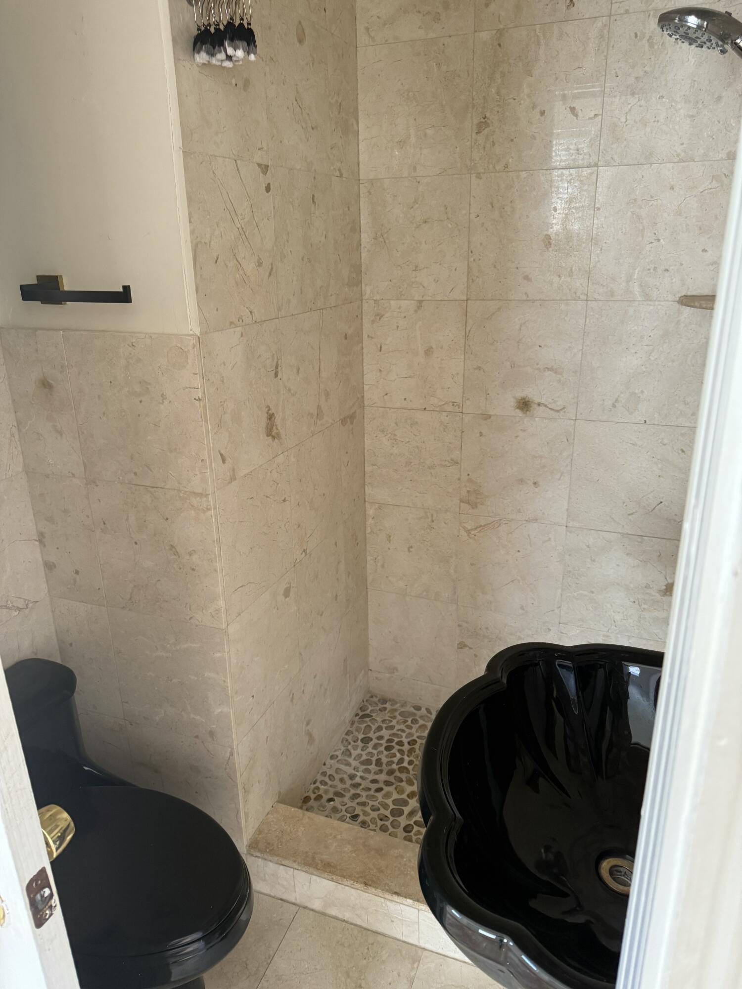 258 Seminole Avenue 4