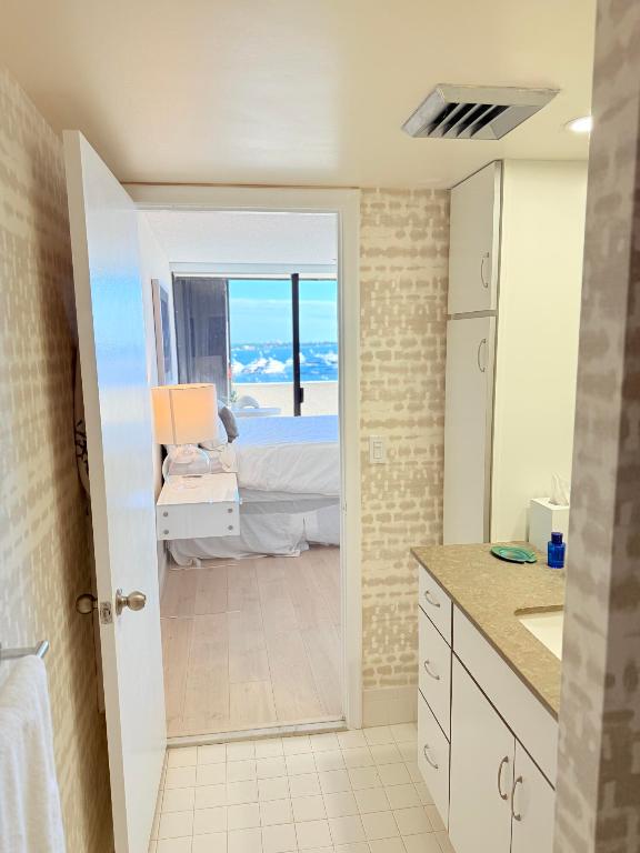 5200 N Flagler Drive 1406