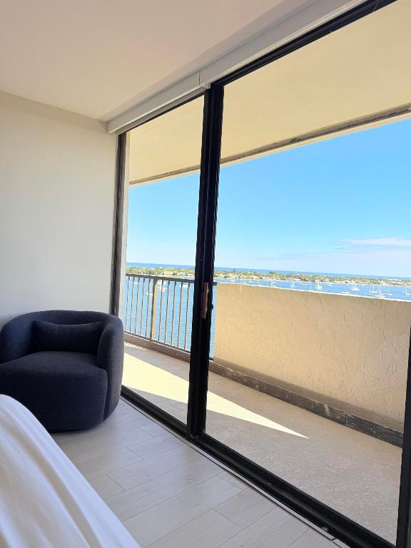 5200 N Flagler Drive 1406