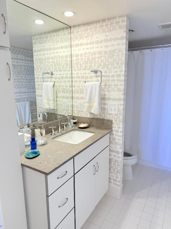 5200 N Flagler Drive 1406