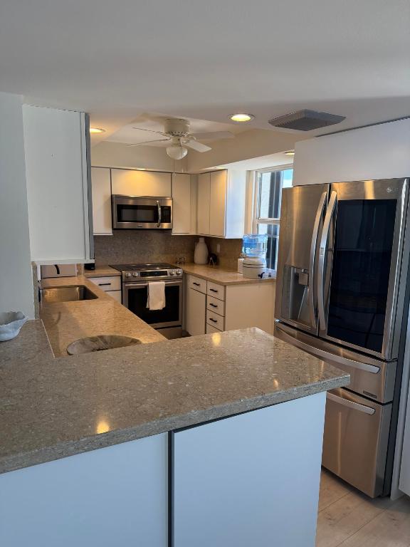 5200 N Flagler Drive 1406