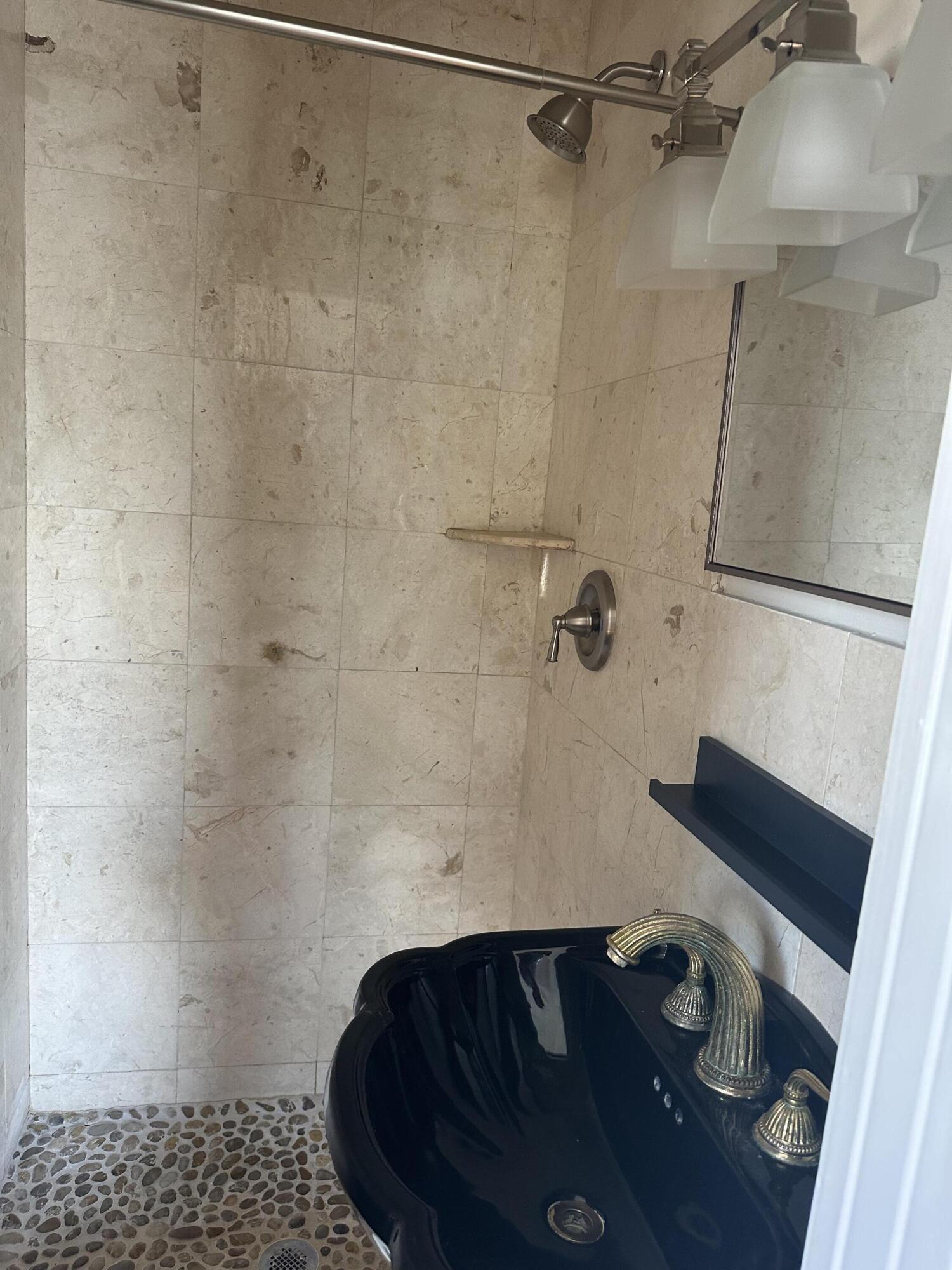 258 Seminole Avenue 4