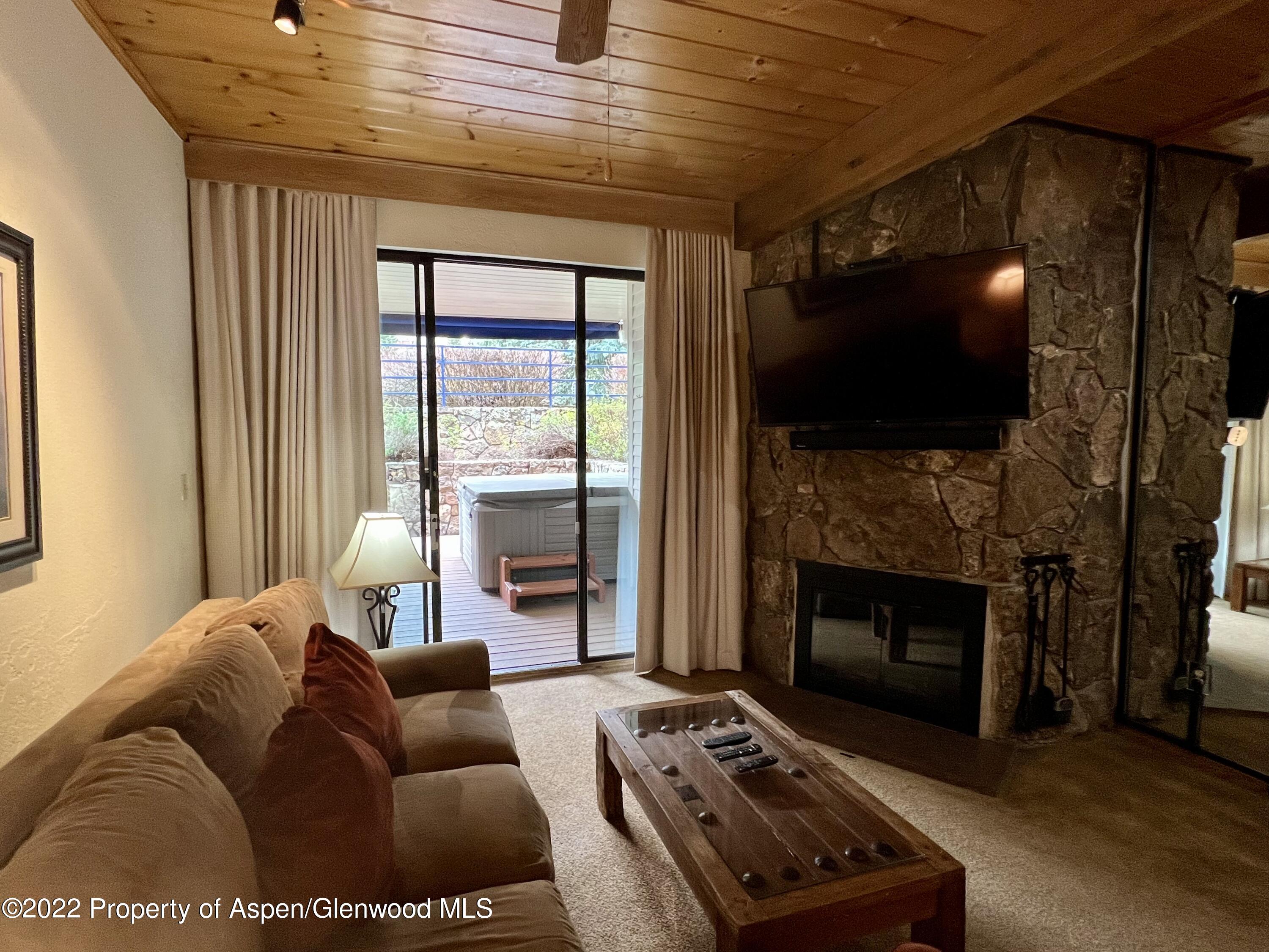 301 E Hyman Avenue Unit: 104