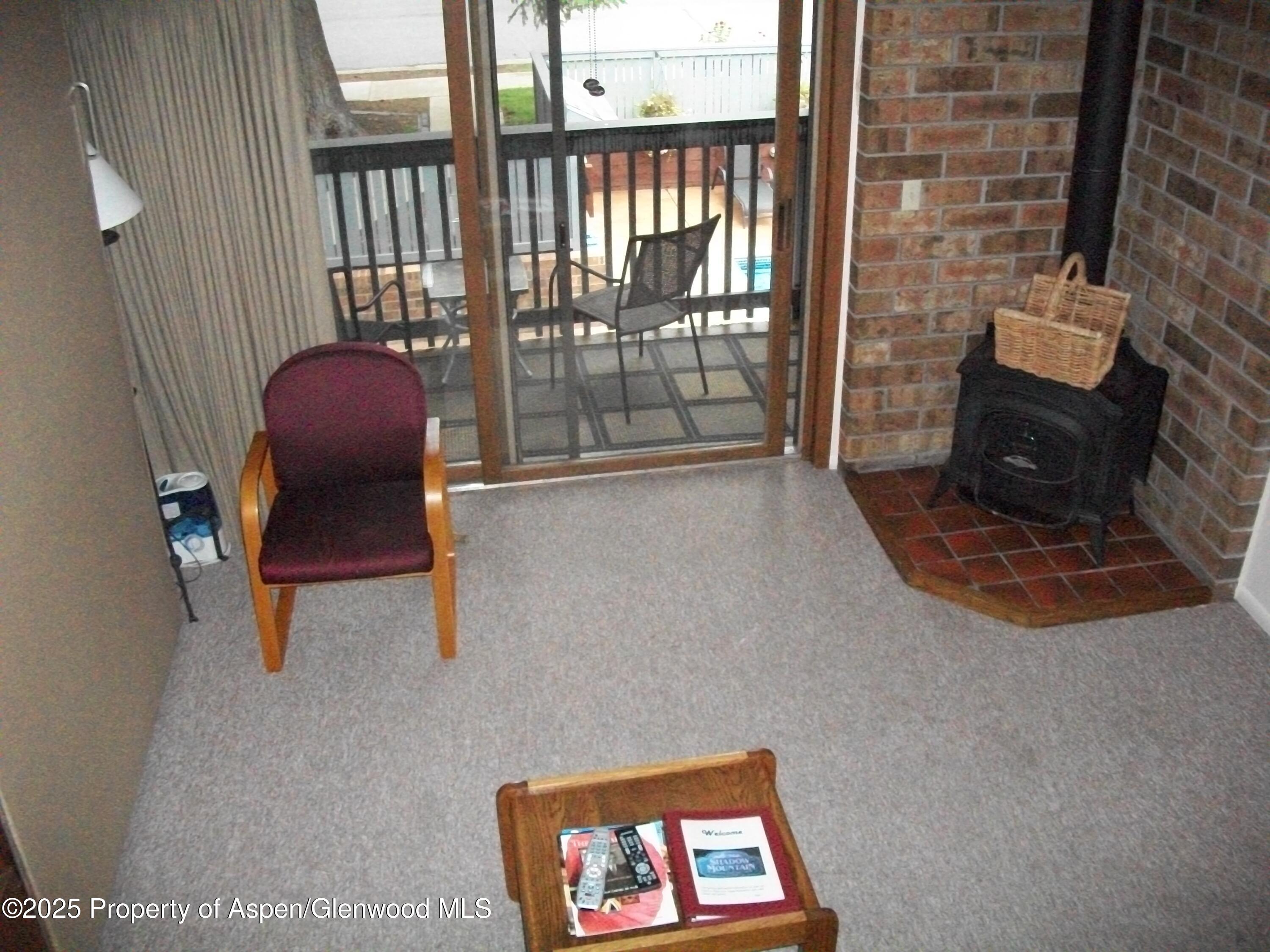 232 W Hyman Avenue #11 (wks. 4,8,39)