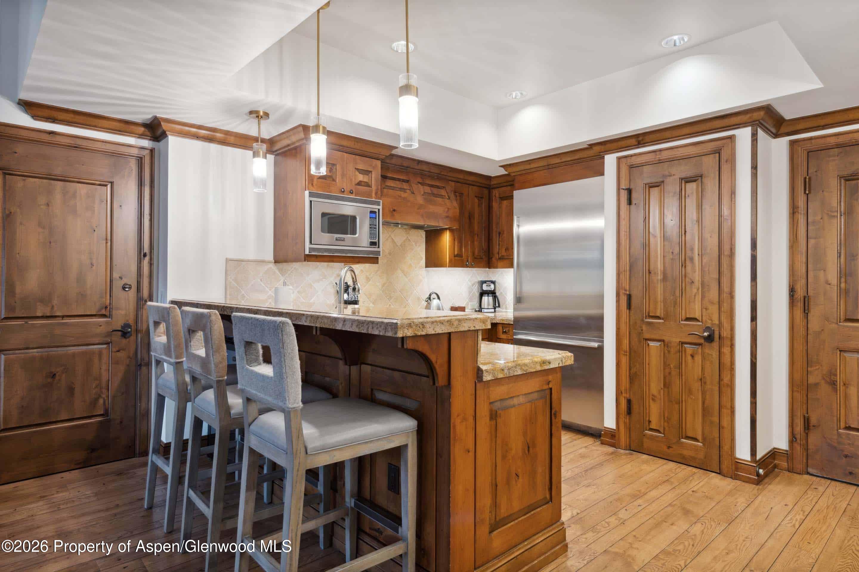 415 E Dean St, Unit 30, Week 10