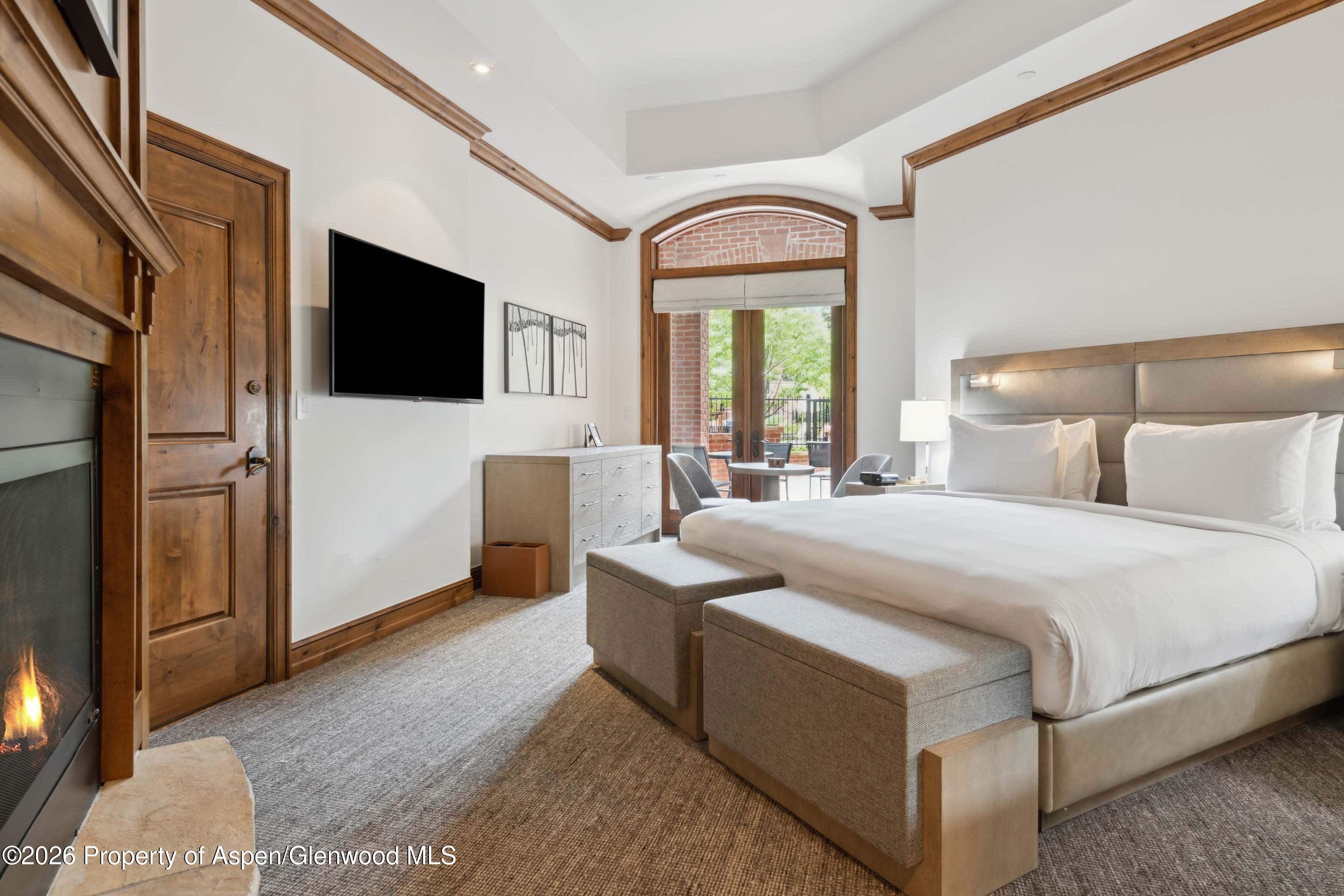 415 E Dean St, Unit 8, Week 10