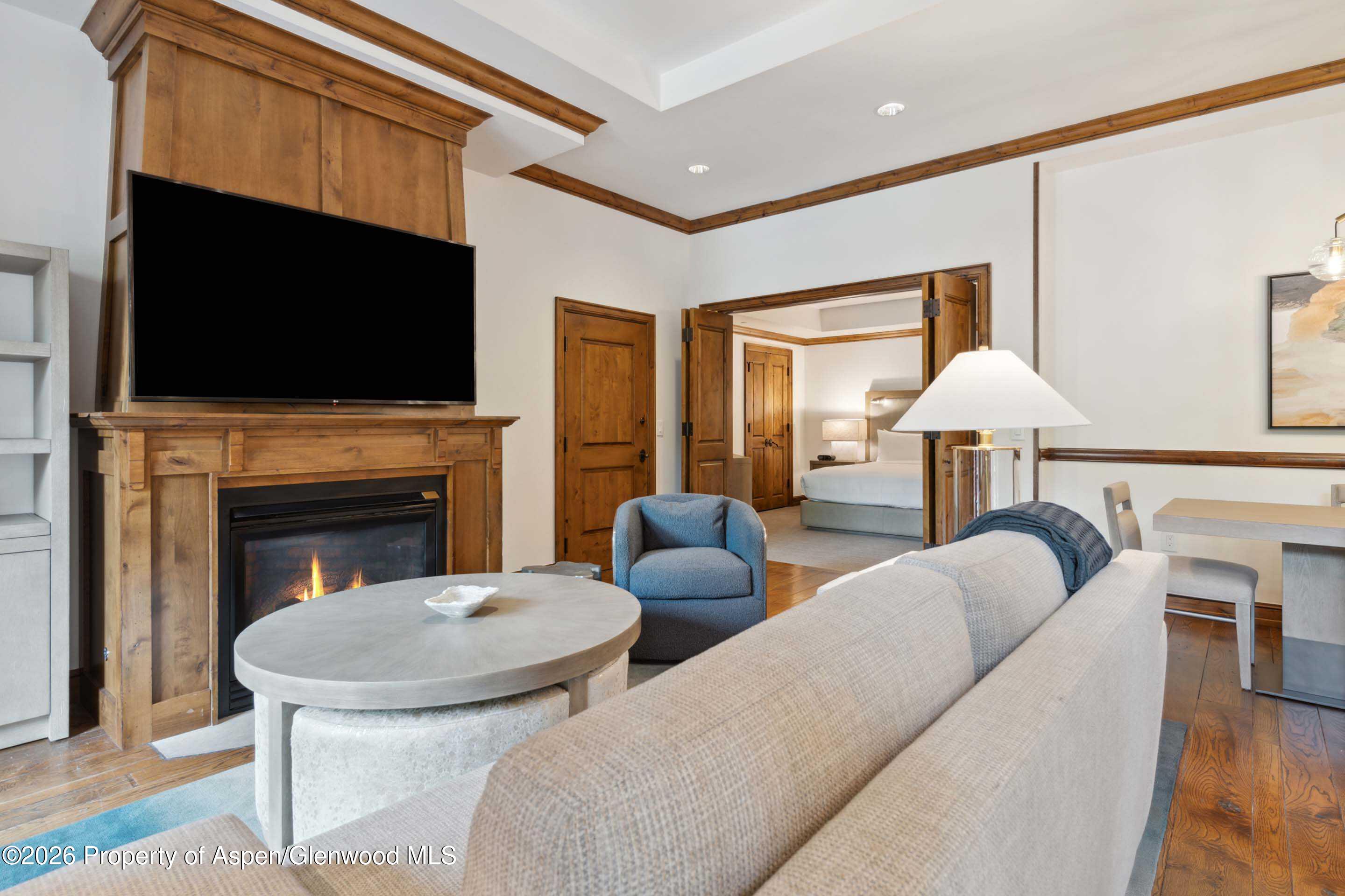 415 E Dean St, Unit 8, Week 10