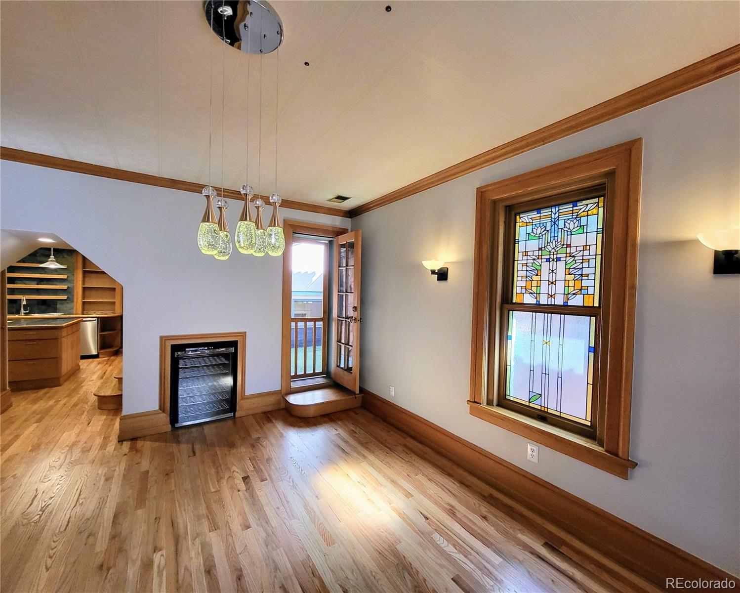 1034 N Logan Street Unit: 2W