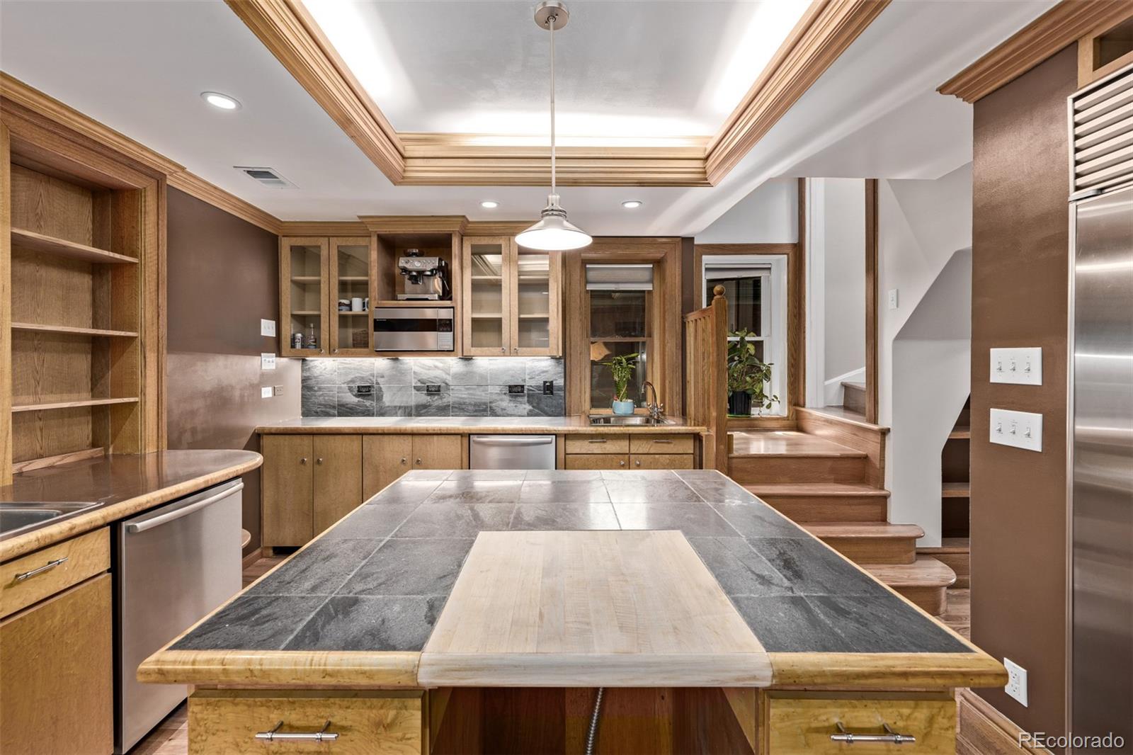 1034 N Logan Street Unit: 2W