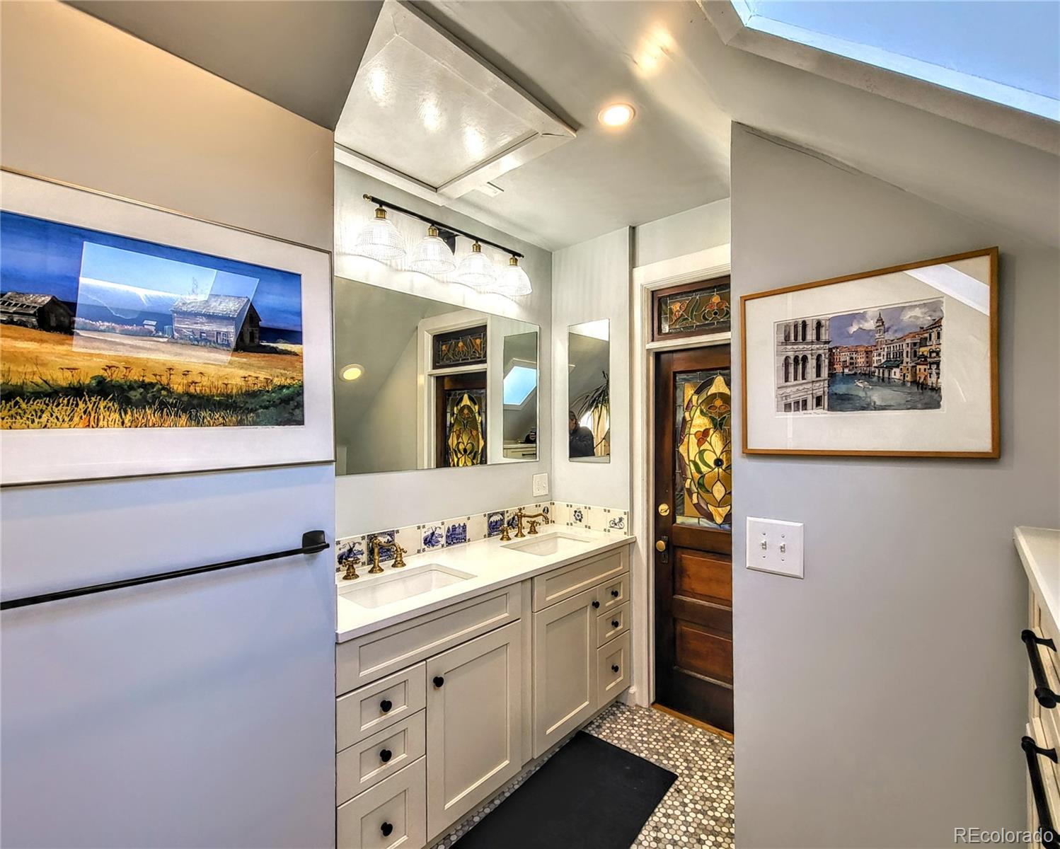1034 N Logan Street Unit: 2W