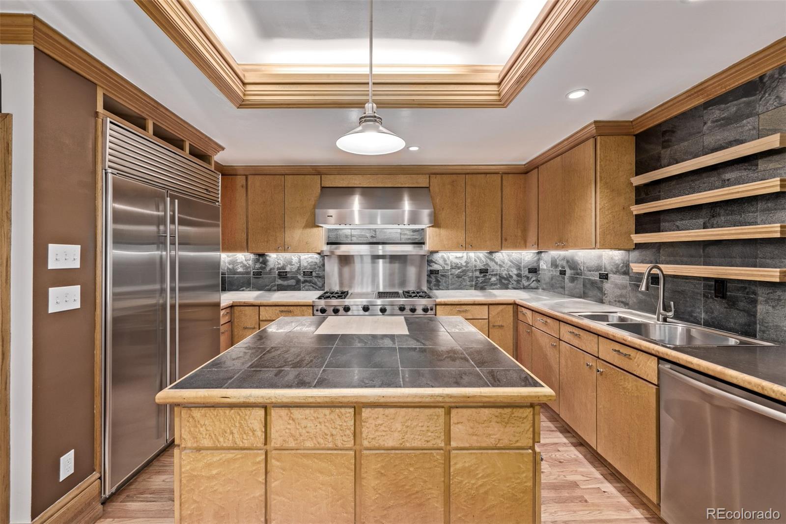 1034 N Logan Street Unit: 2W