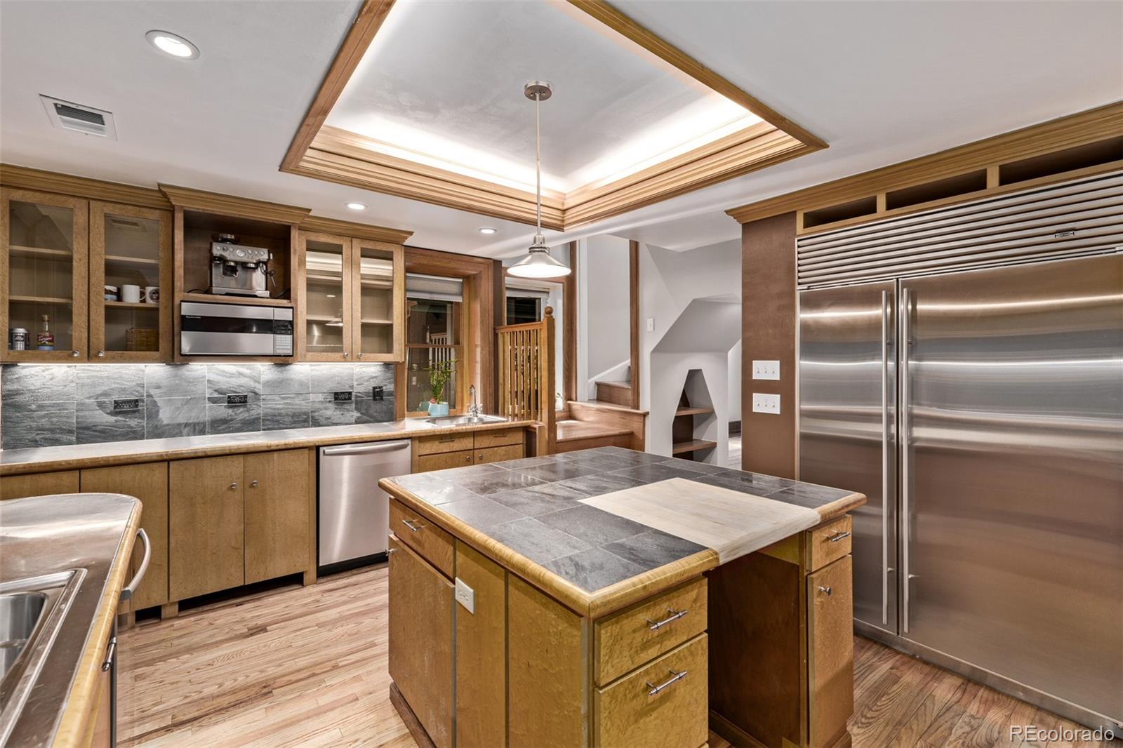1034 N Logan Street Unit: 2W