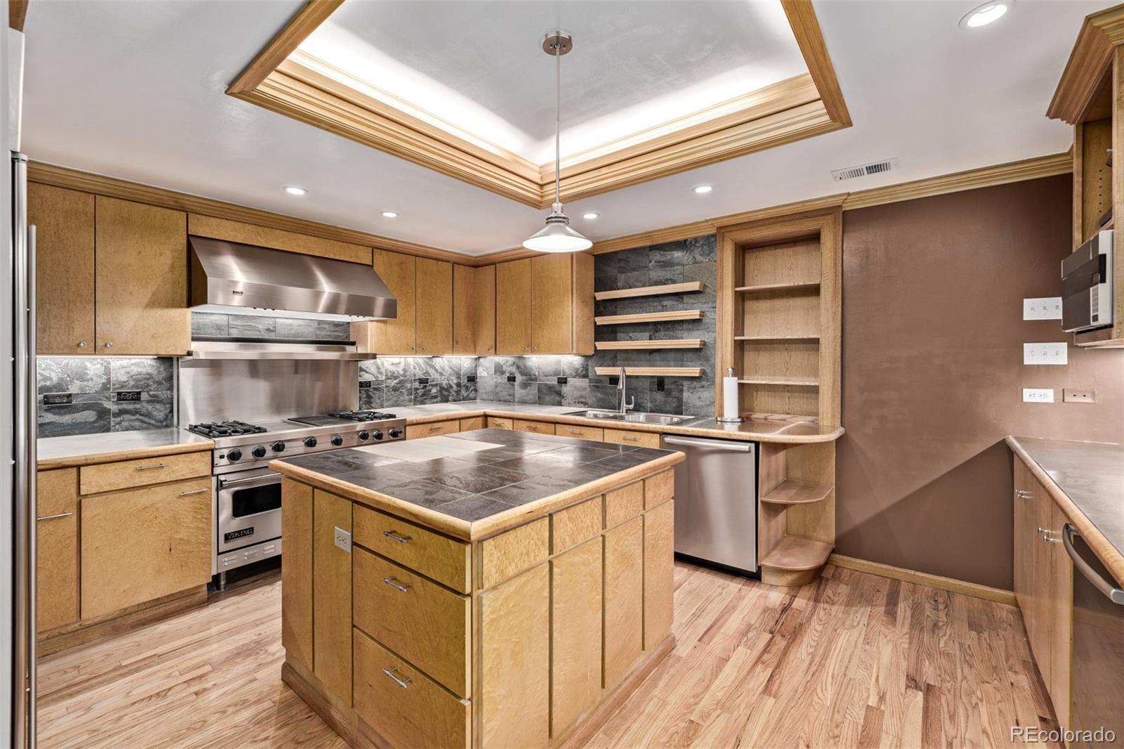 1034 N Logan Street Unit: 2W