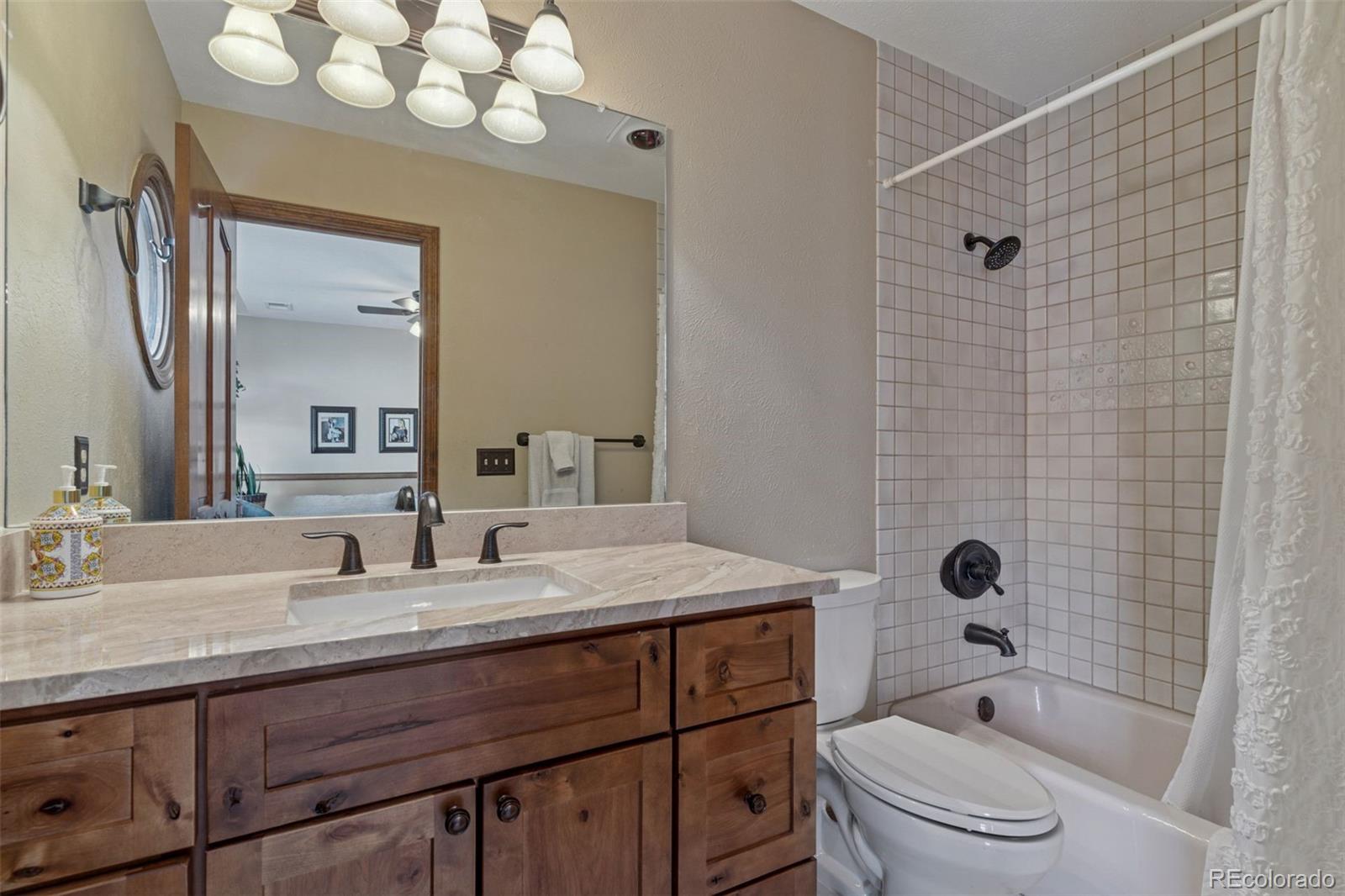 5 Tamarade Drive