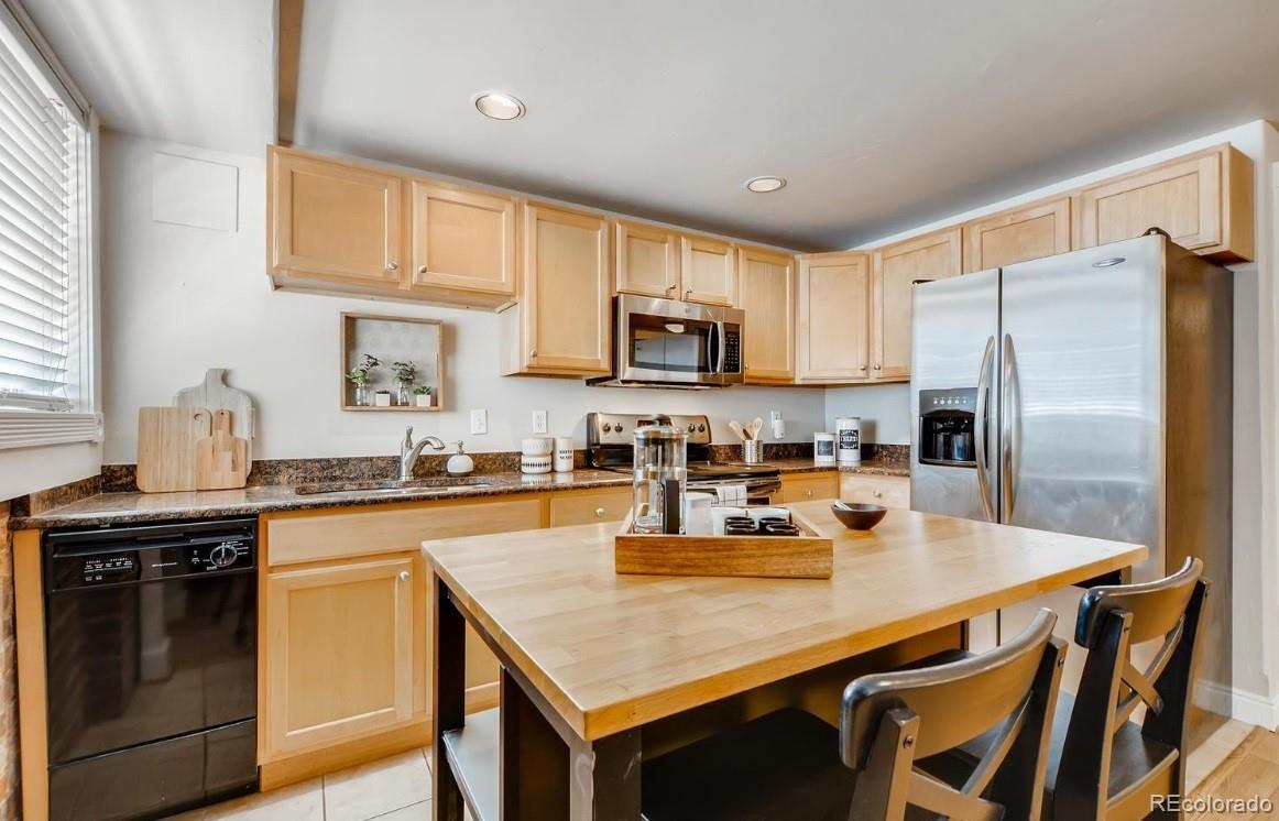 1750 Gaylord Street Unit: H