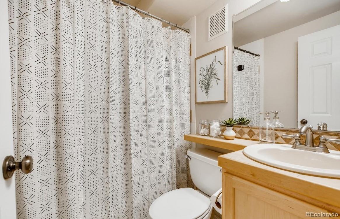 1750 Gaylord Street Unit: H