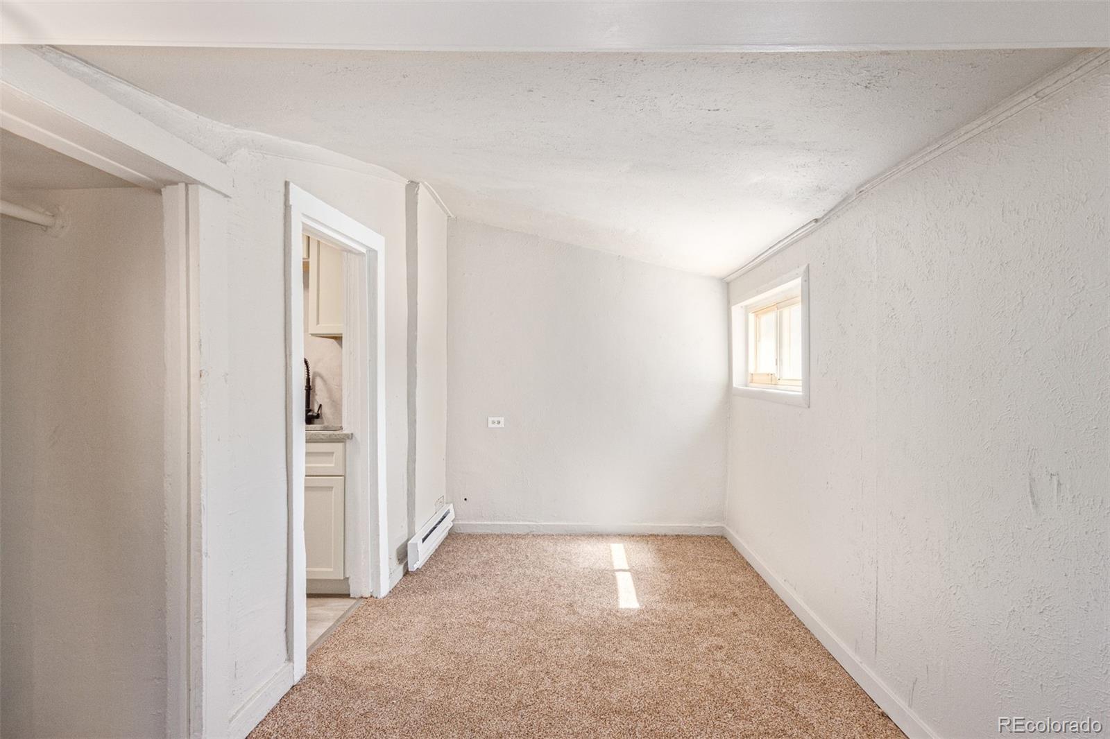 306 E 2nd Street