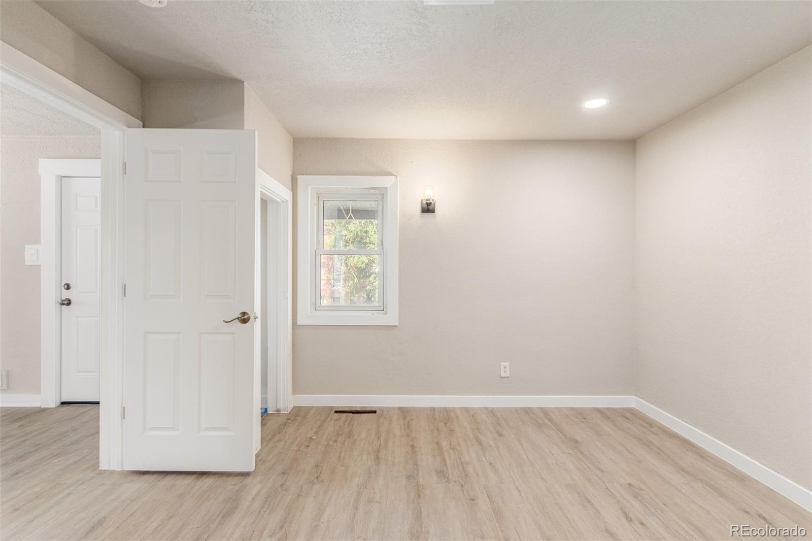 306 E 2nd Street