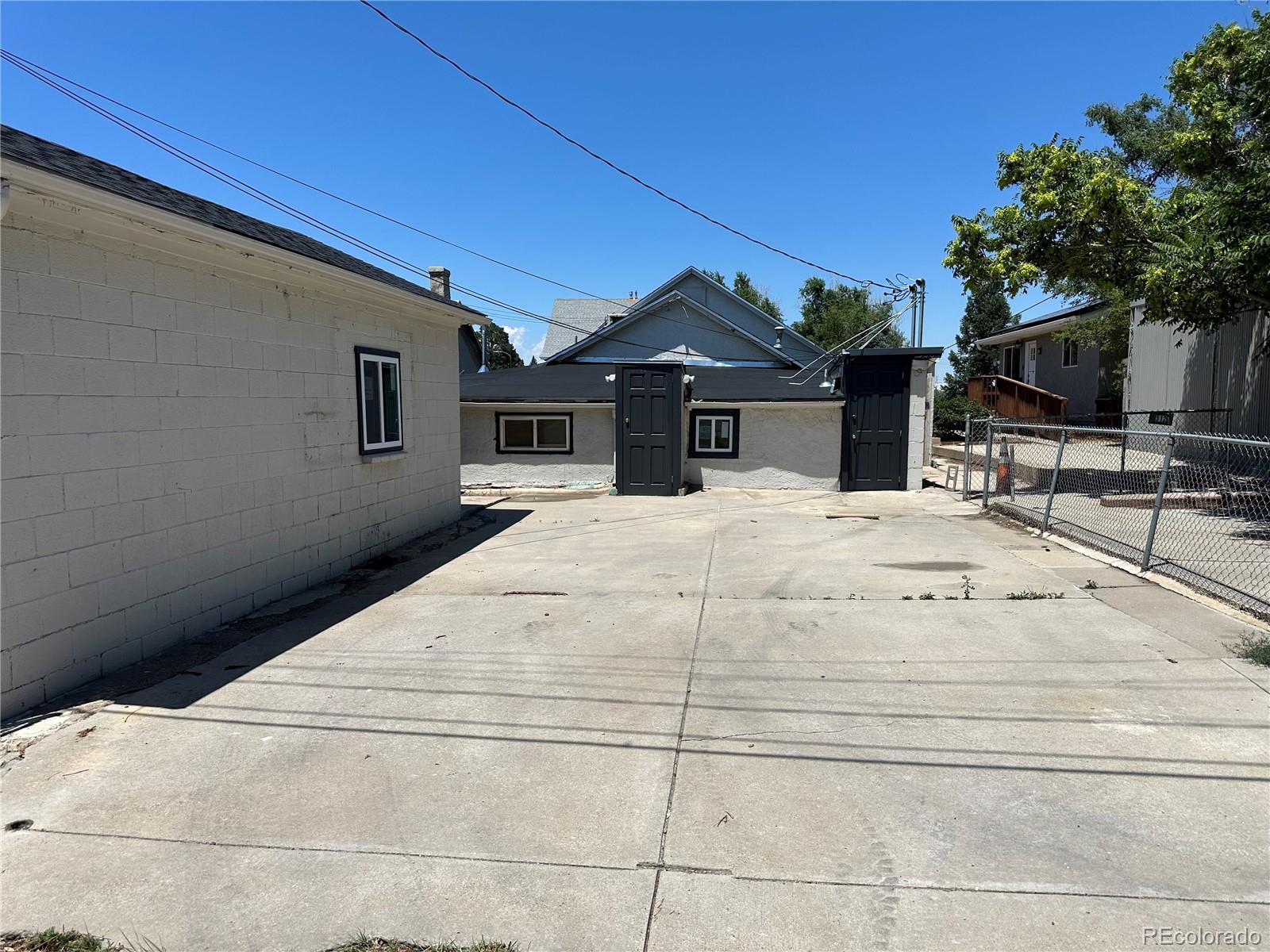 306 E 2nd Street
