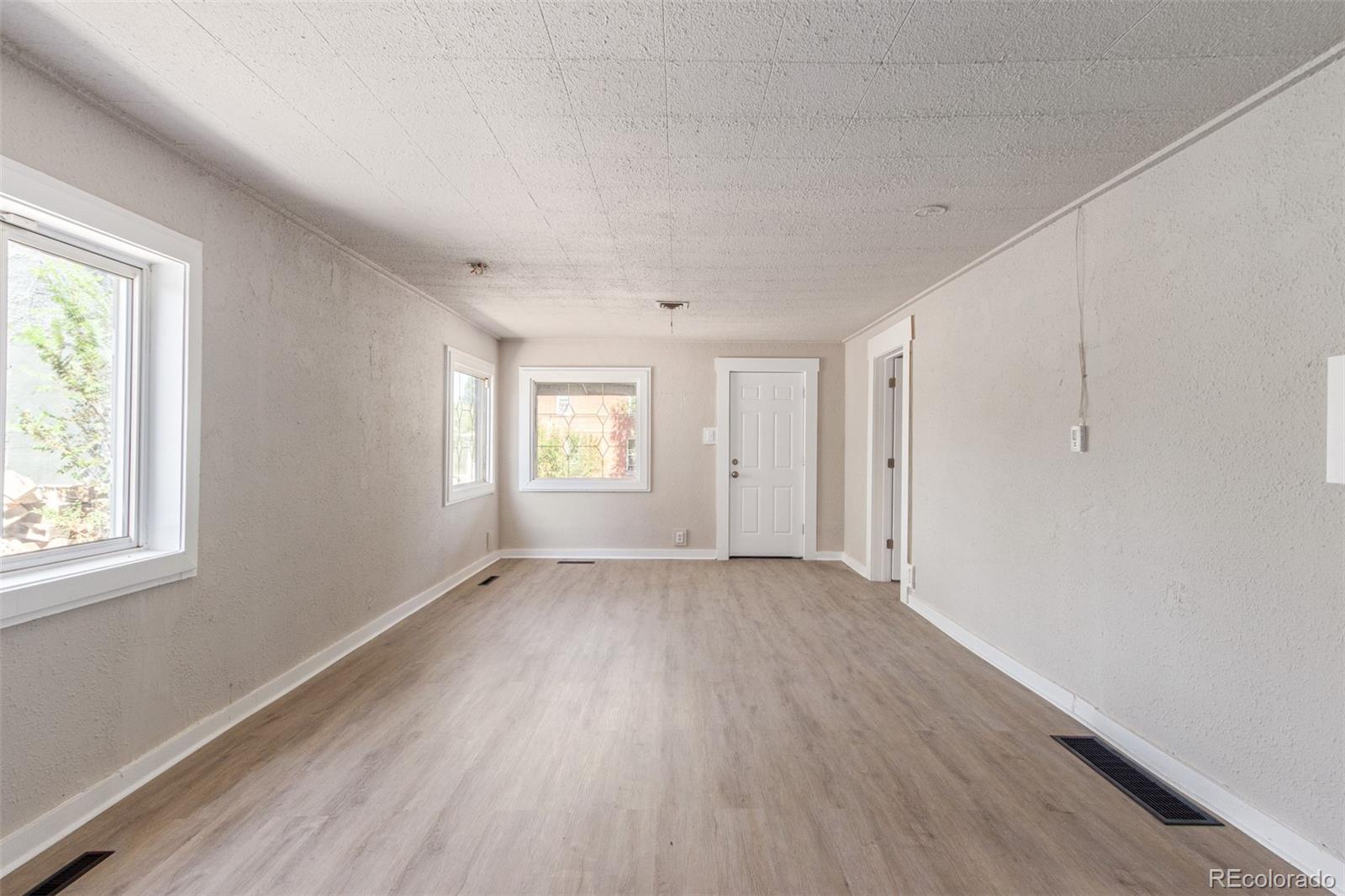 306 E 2nd Street