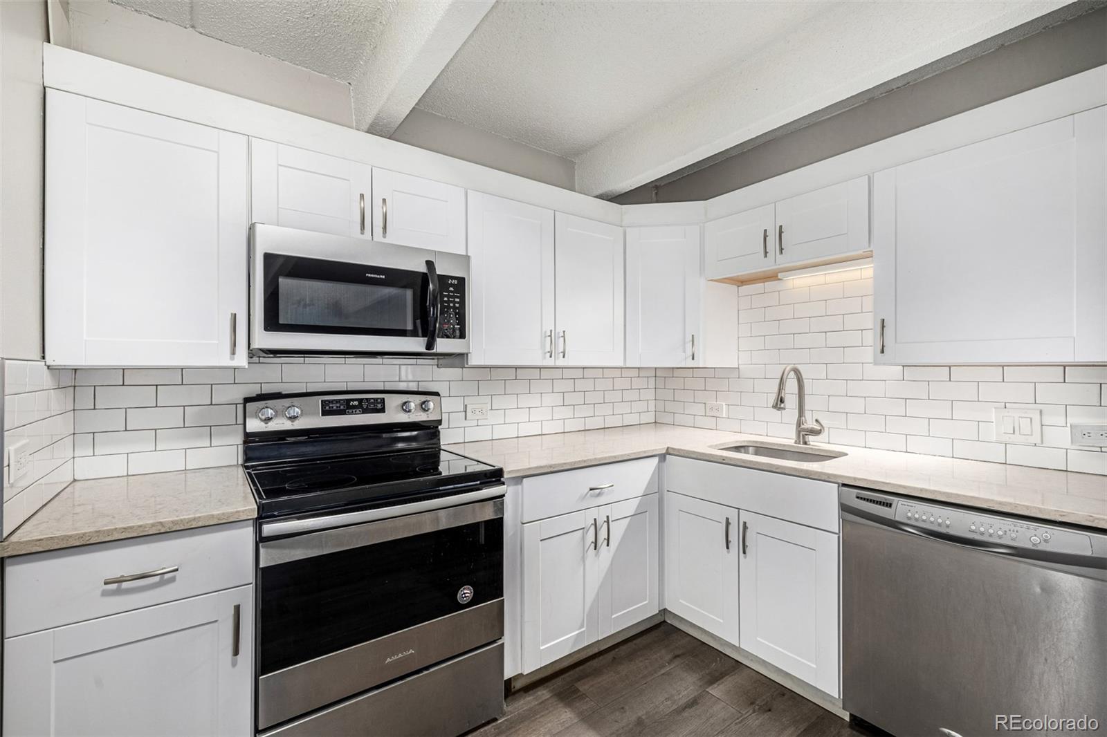 555 E 10th Avenue Unit: 10