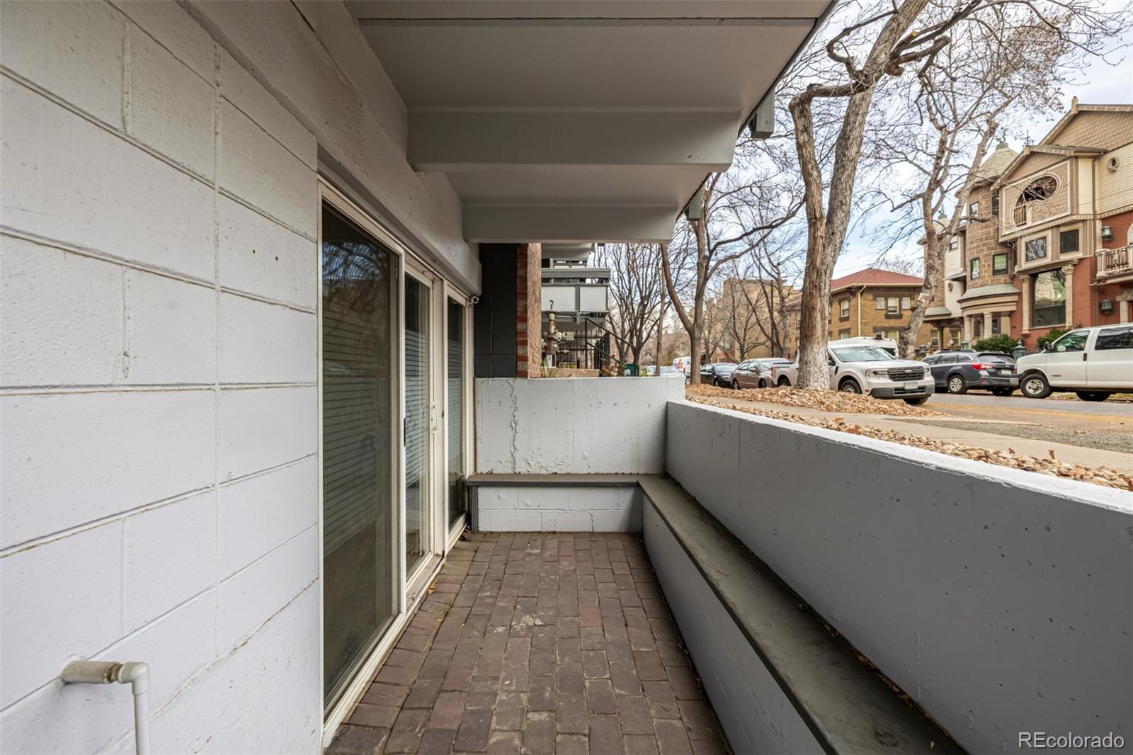 555 E 10th Avenue Unit: 10