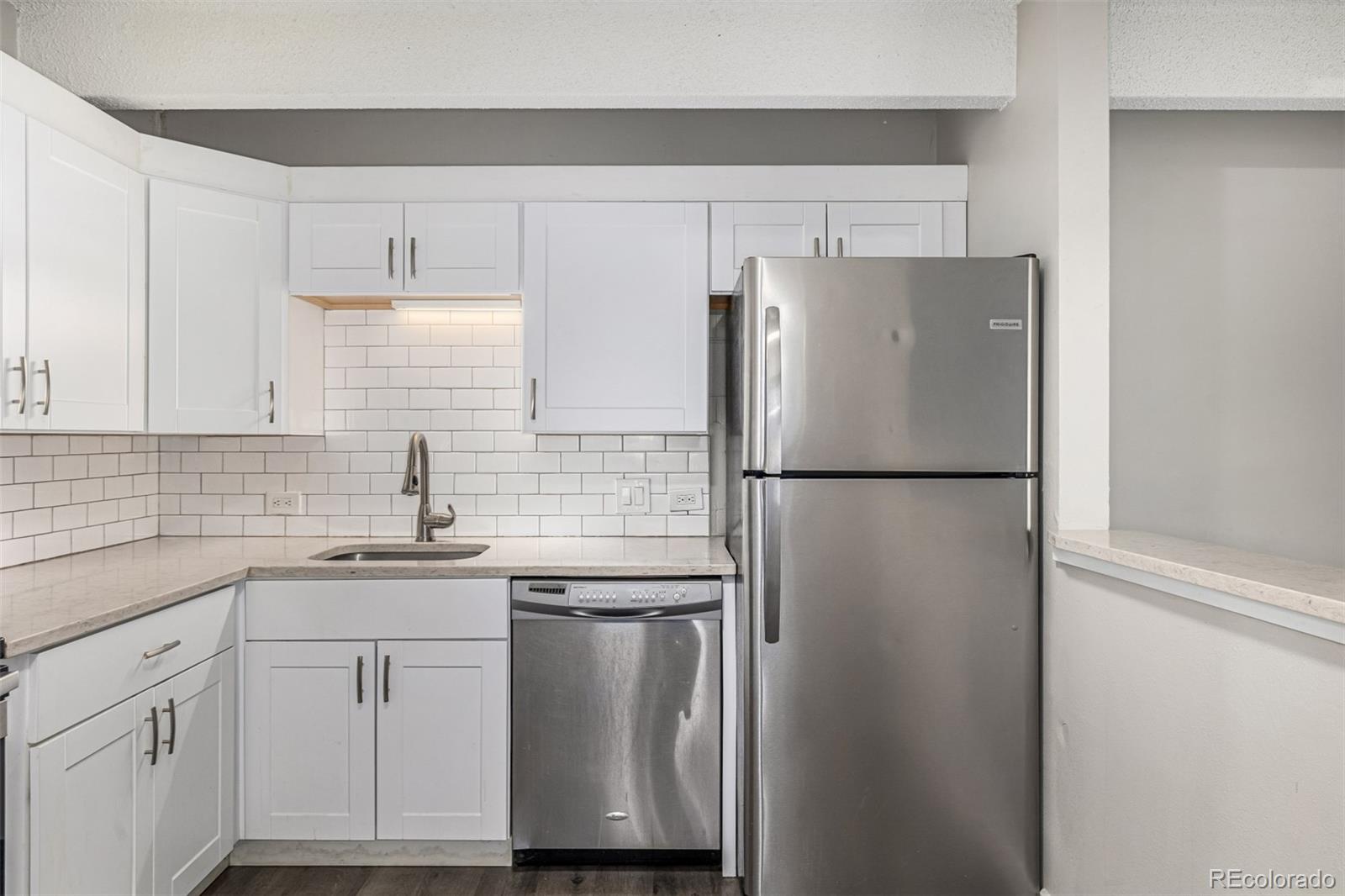 555 E 10th Avenue Unit: 10