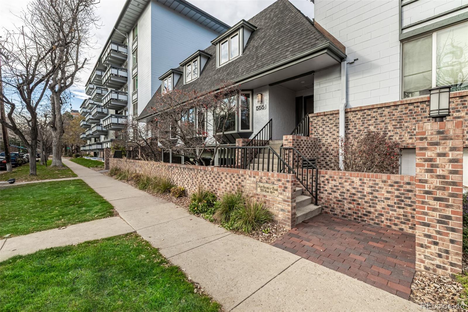 555 E 10th Avenue Unit: 10