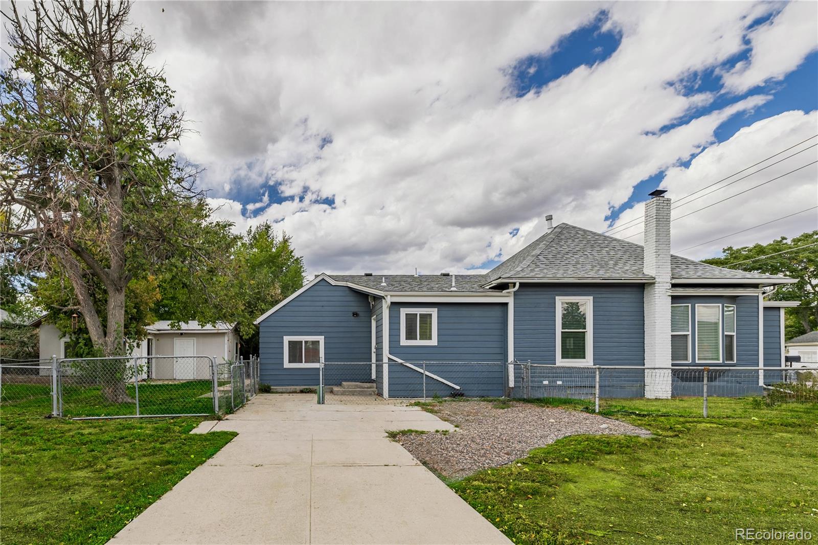 3300 W 2nd Avenue