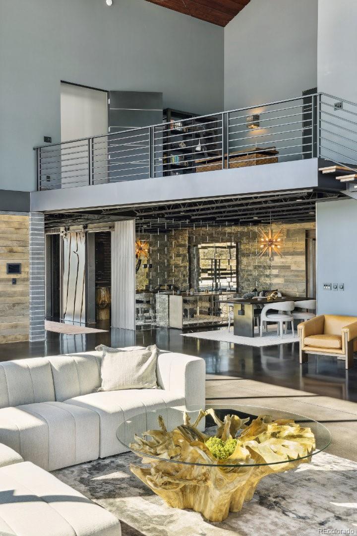 6502 & 6200 Kiva Ridge Drive