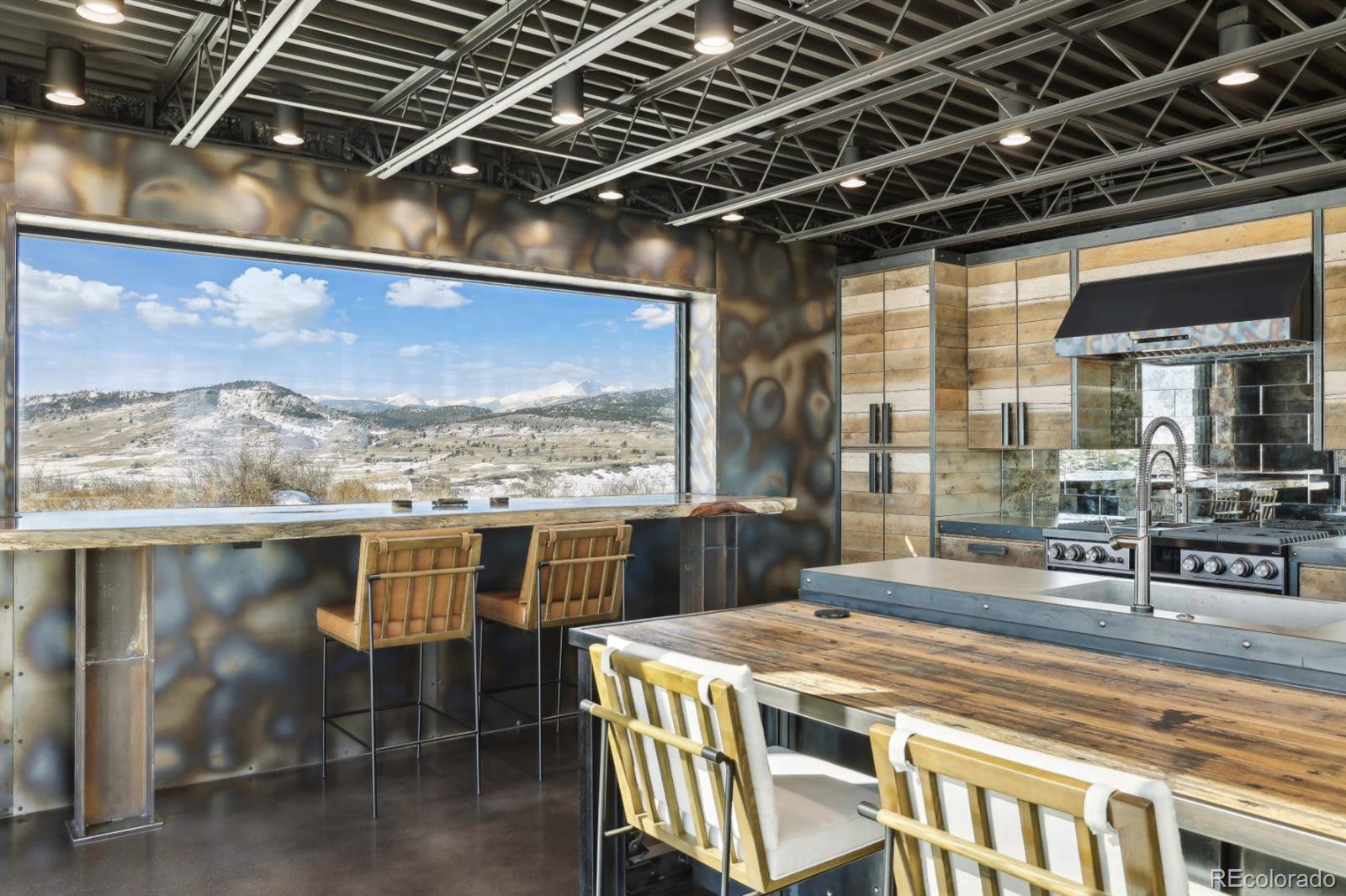 6502 & 6200 Kiva Ridge Drive