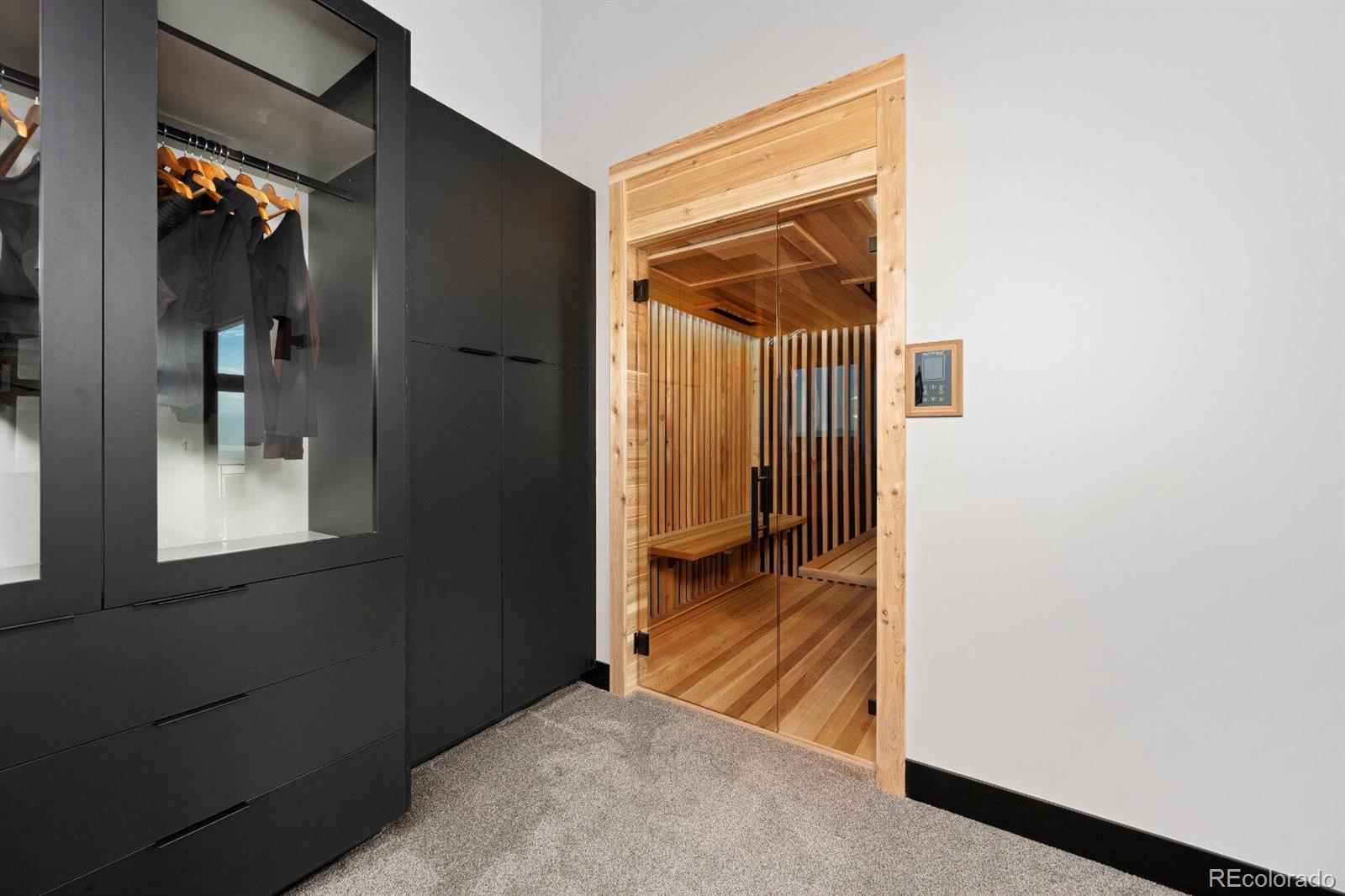 6502 & 6200 Kiva Ridge Drive