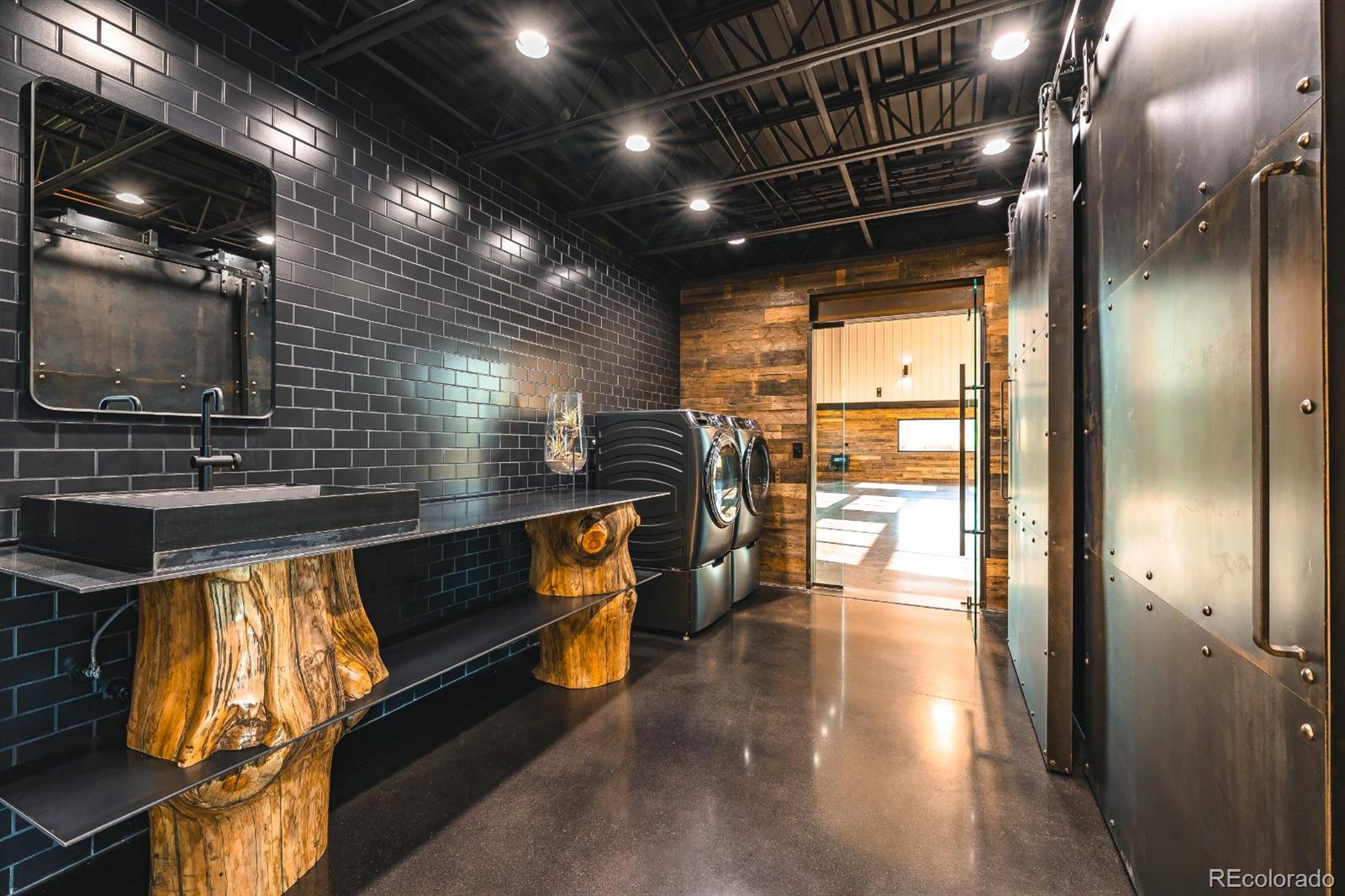 6502 & 6200 Kiva Ridge Drive