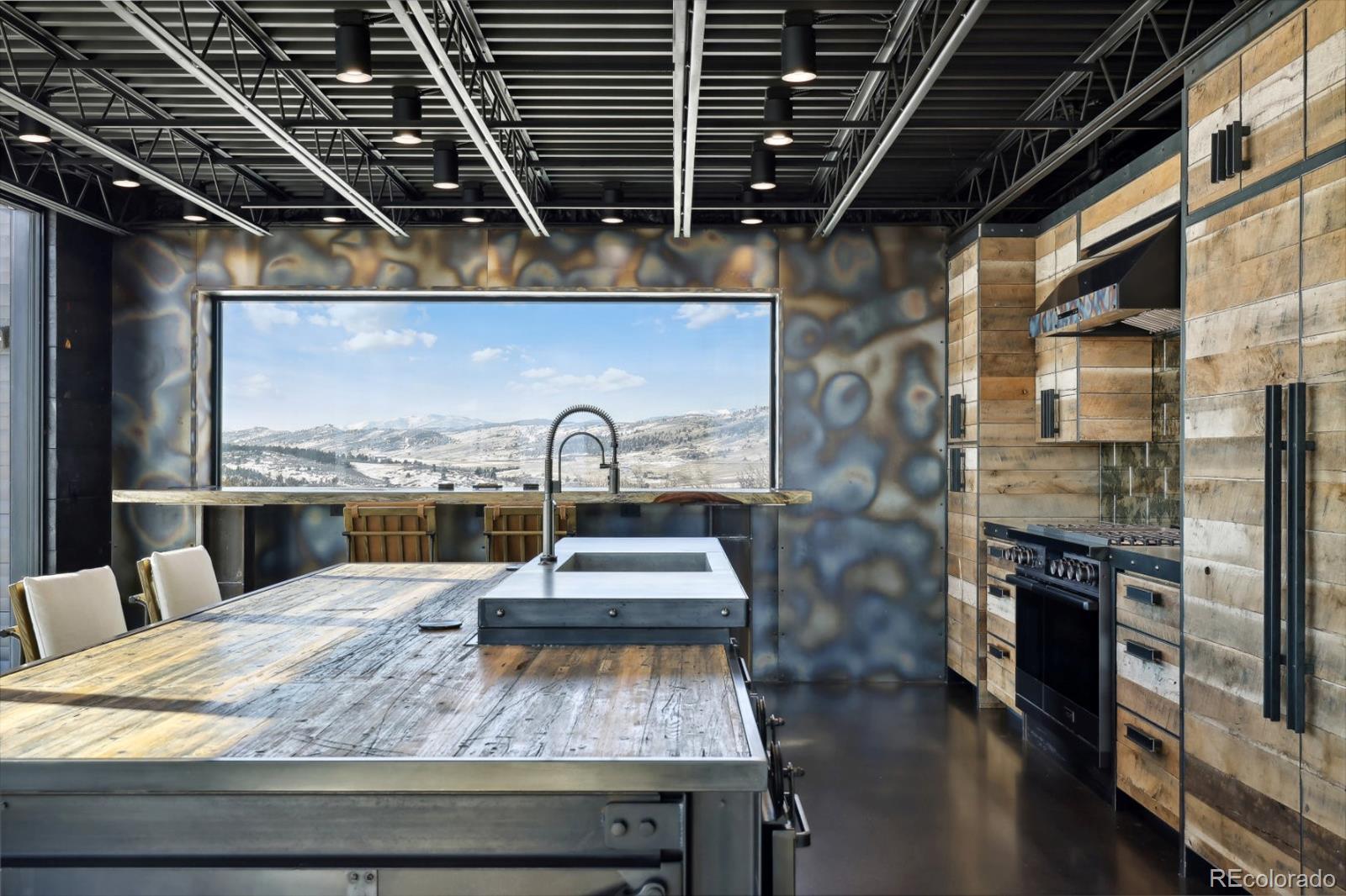 6502 & 6200 Kiva Ridge Drive
