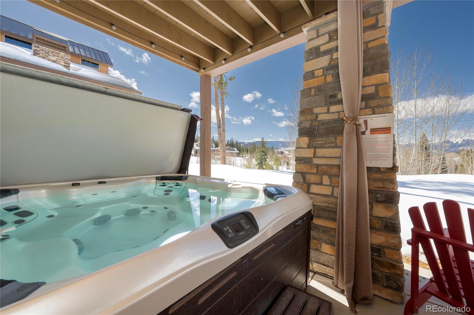 1745 Pioneer Trail