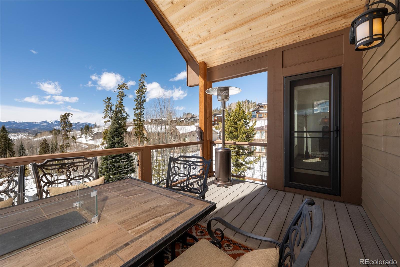 1745 Pioneer Trail