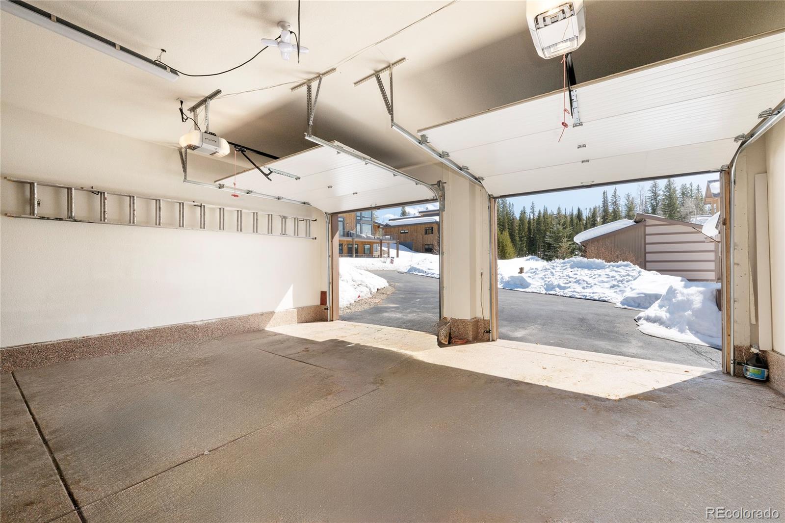 1745 Pioneer Trail