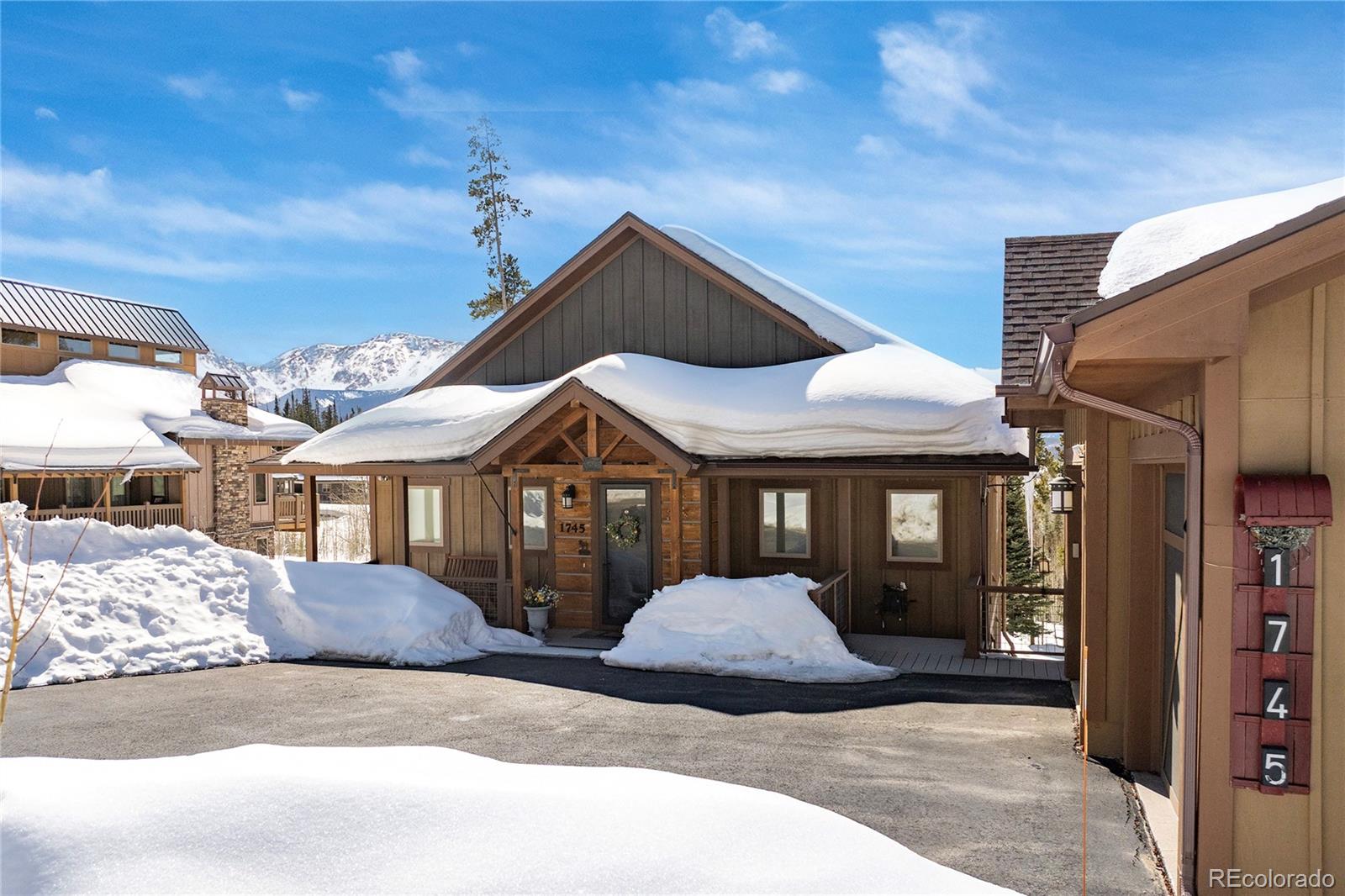 1745 Pioneer Trail