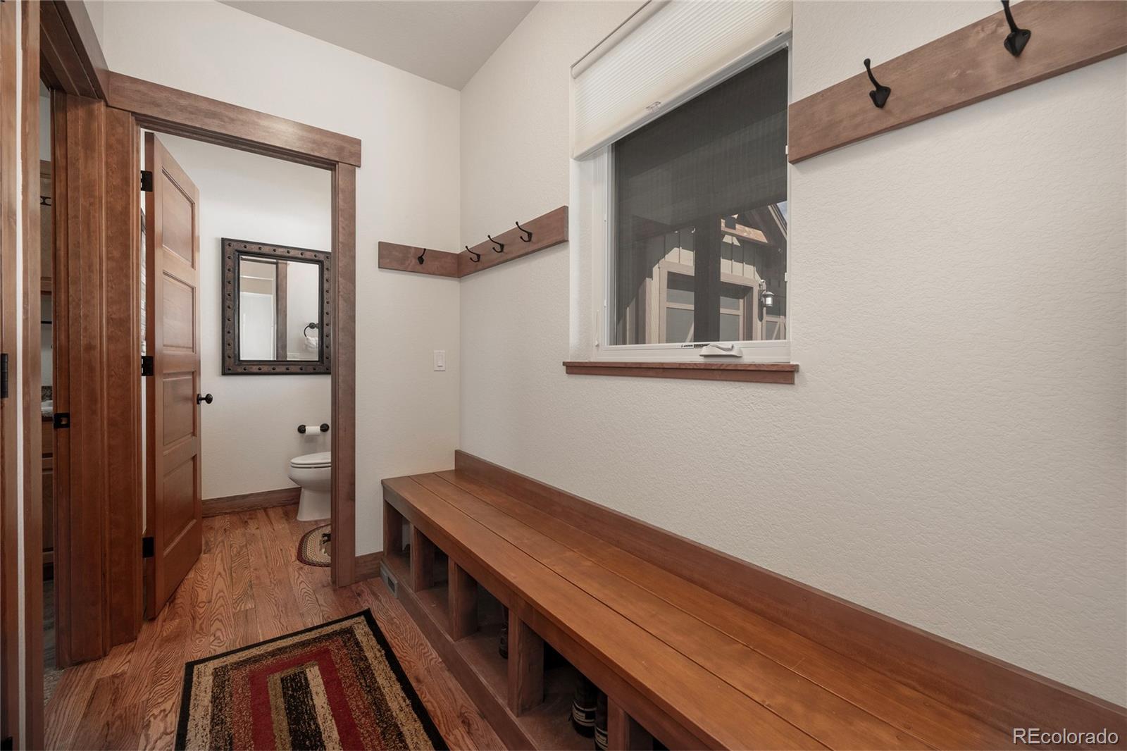 1745 Pioneer Trail