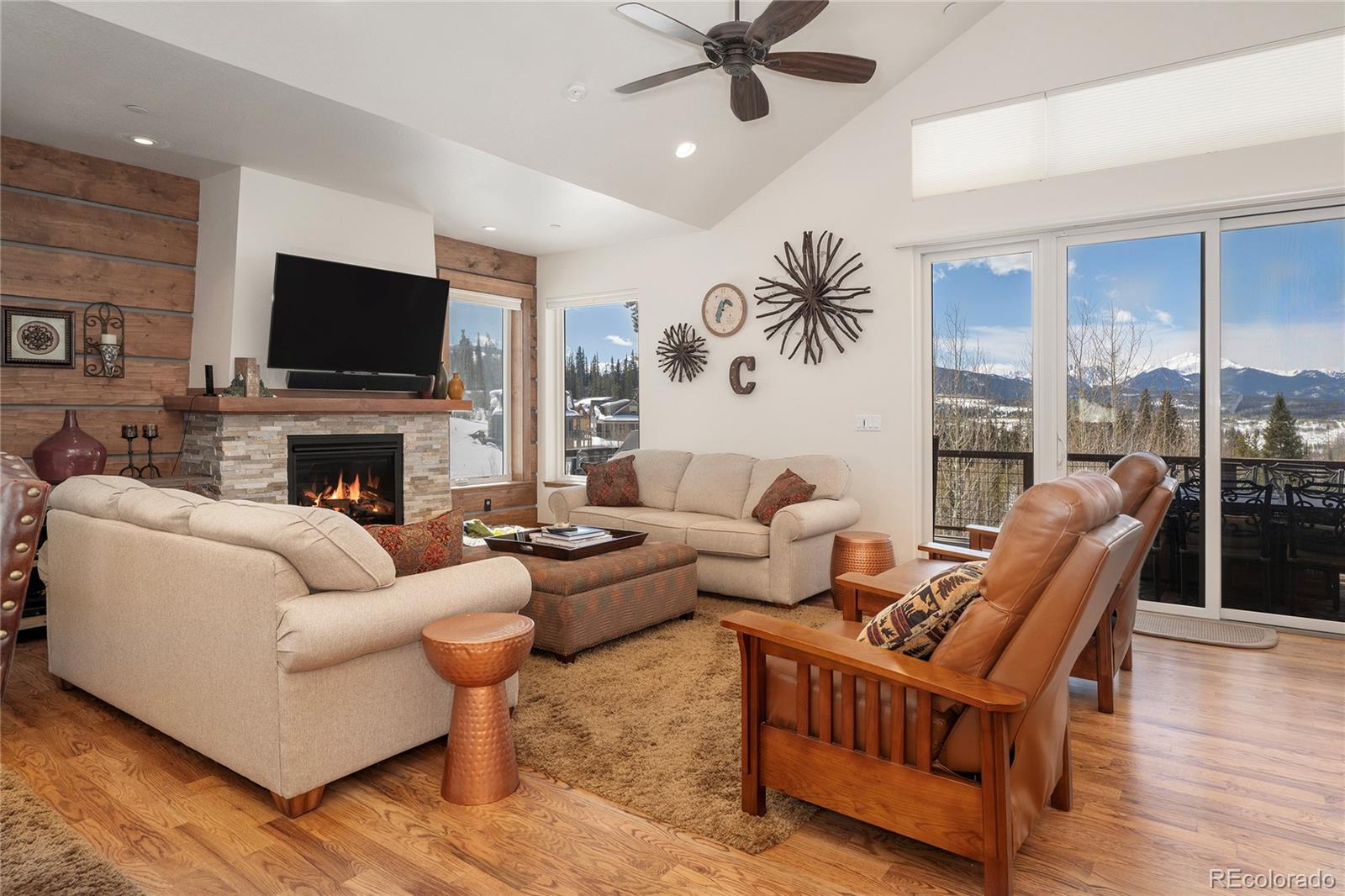 1745 Pioneer Trail