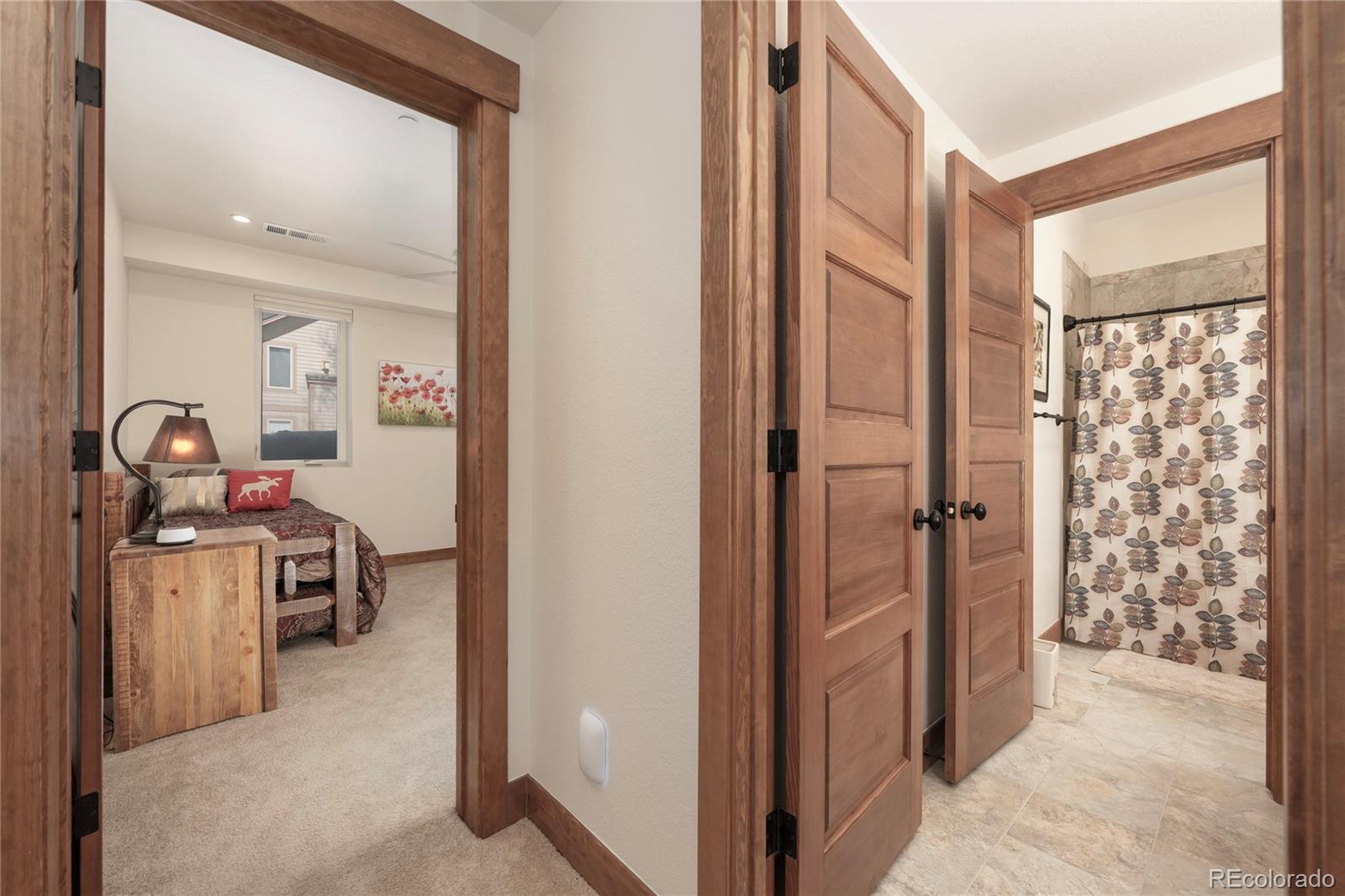 1745 Pioneer Trail