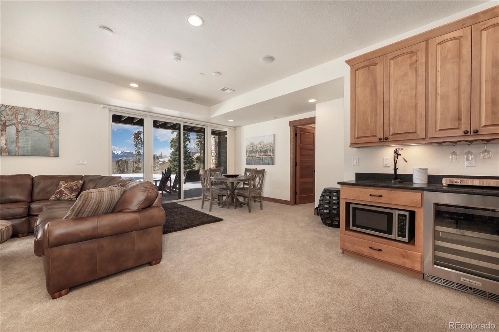 1745 Pioneer Trail