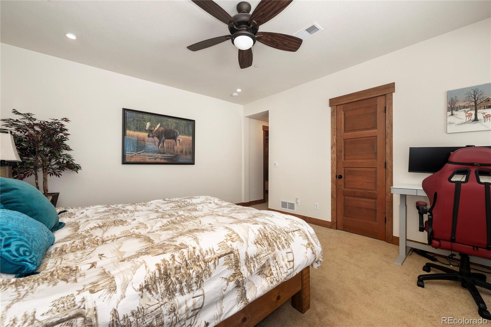 1745 Pioneer Trail