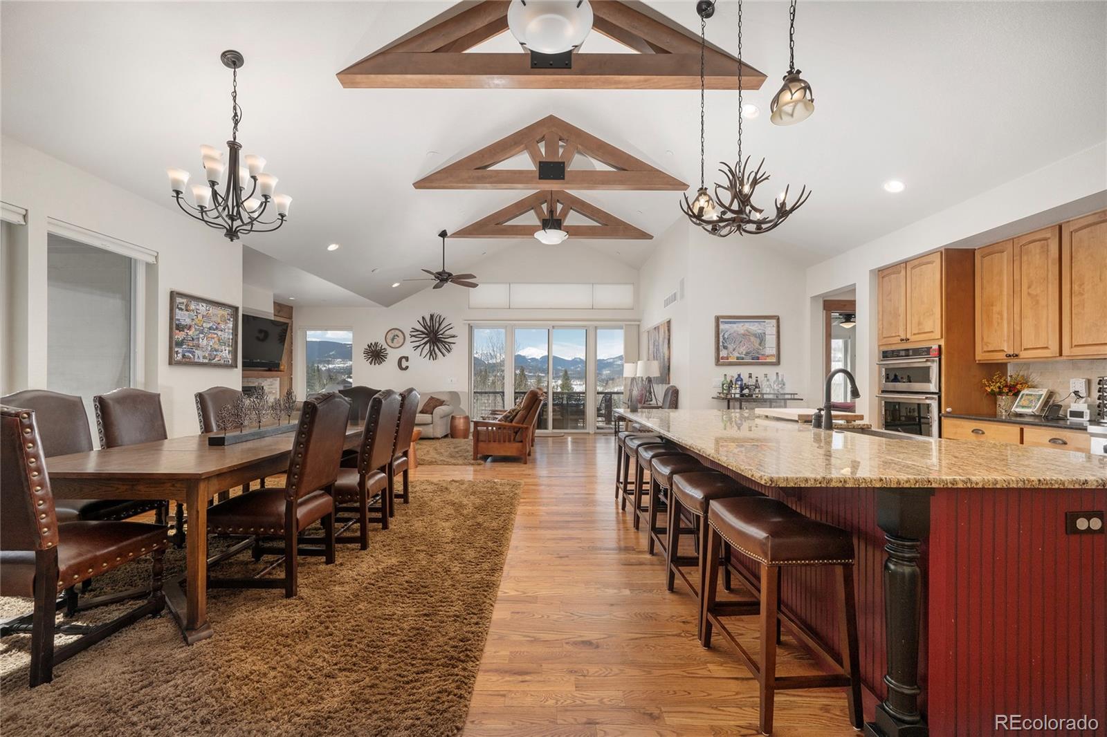 1745 Pioneer Trail